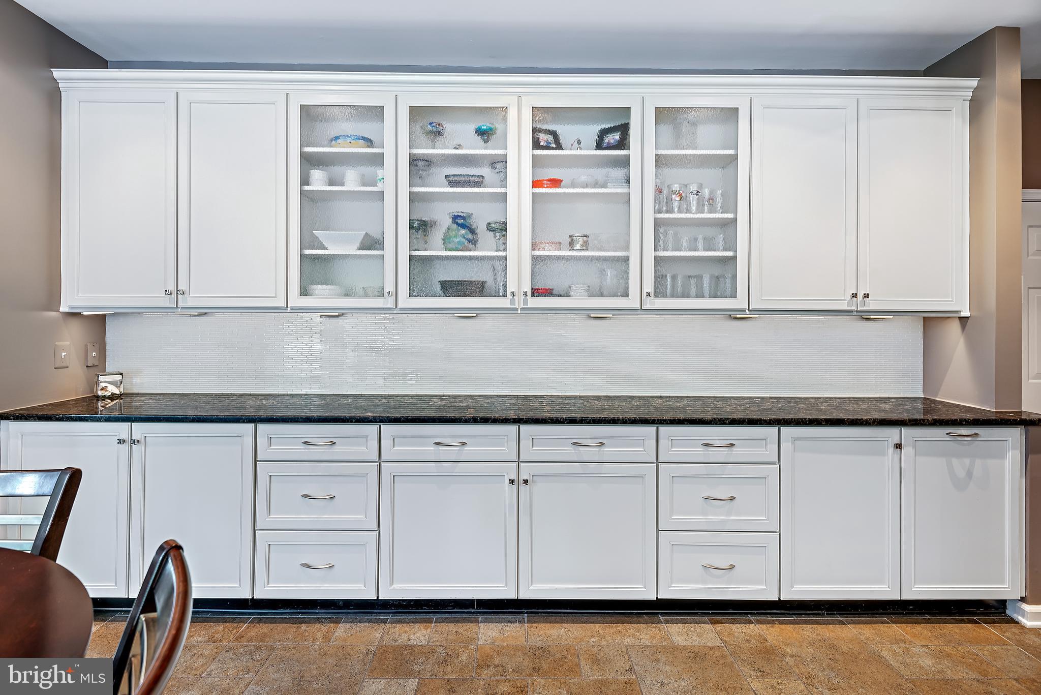 RIVER HILL - Residential