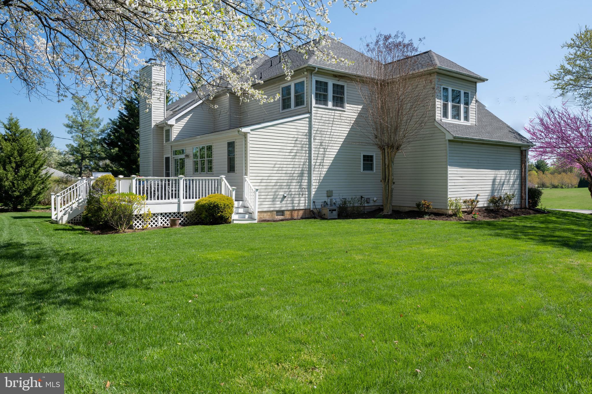 RIVER HILL - Residential