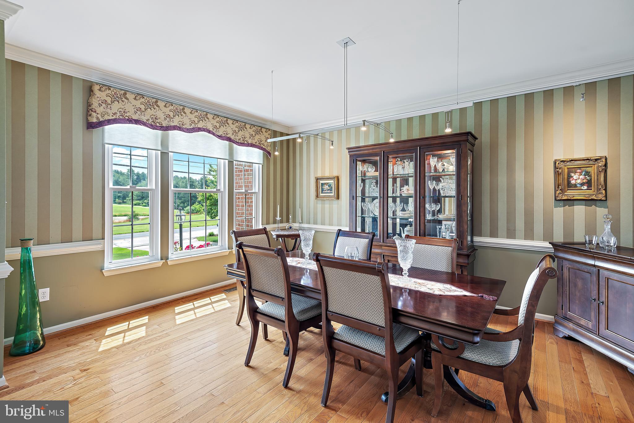 RIVER HILL - Residential