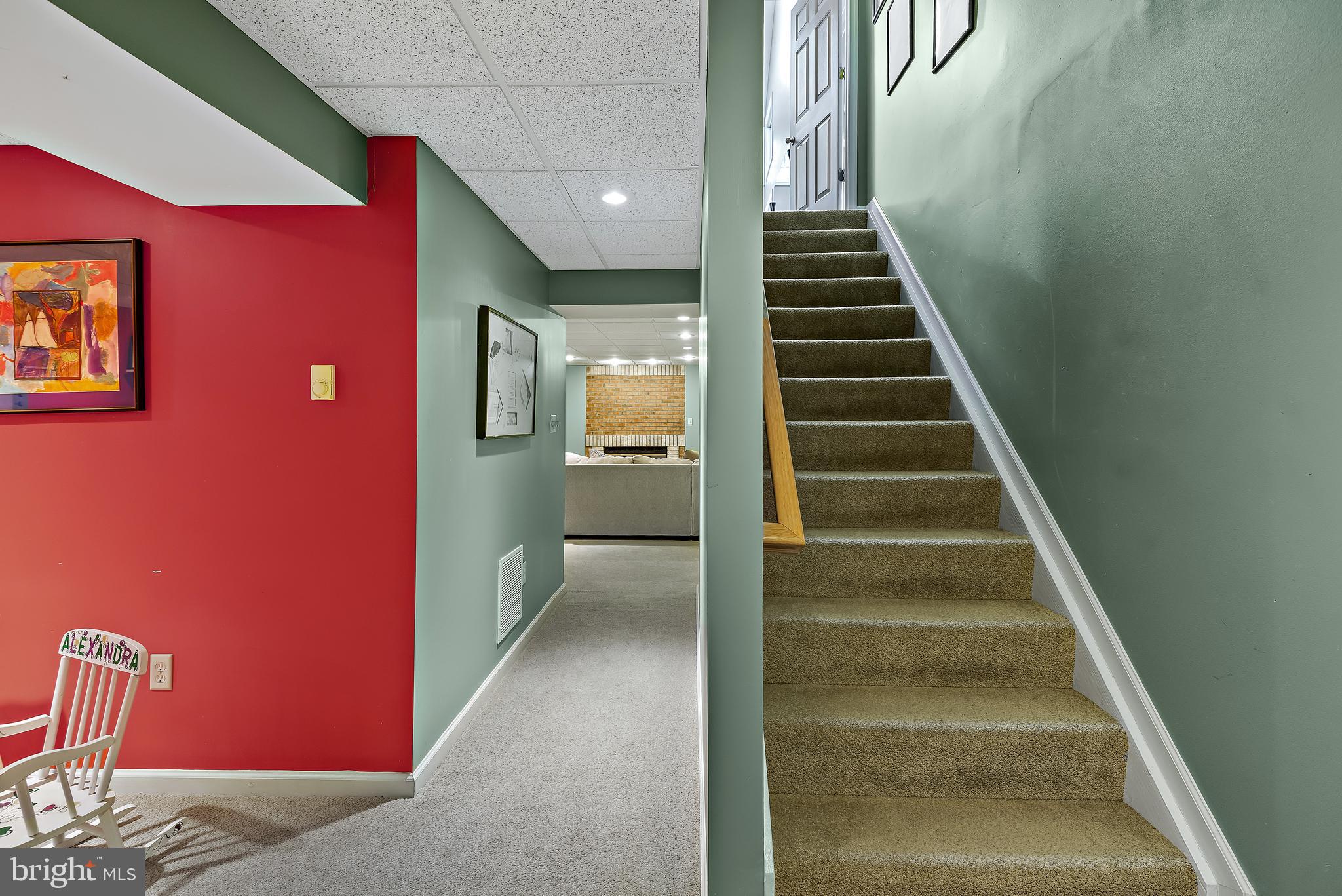 RIVER HILL - Residential