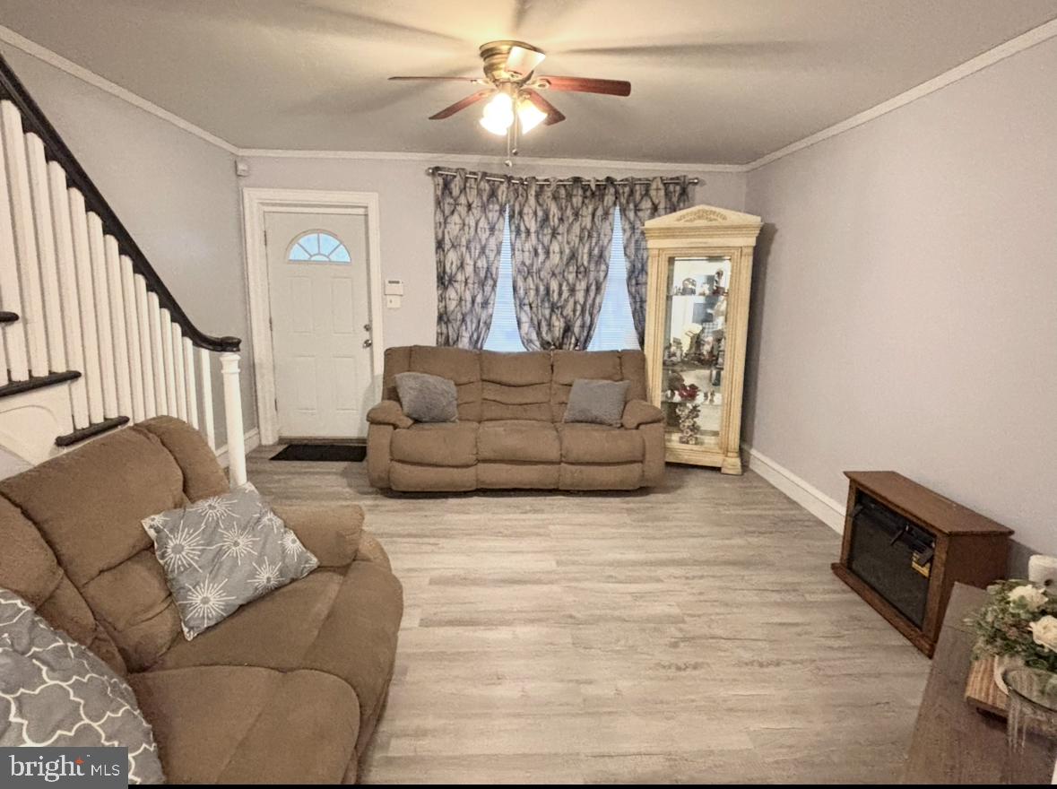 137 W SPENCER AVENUE