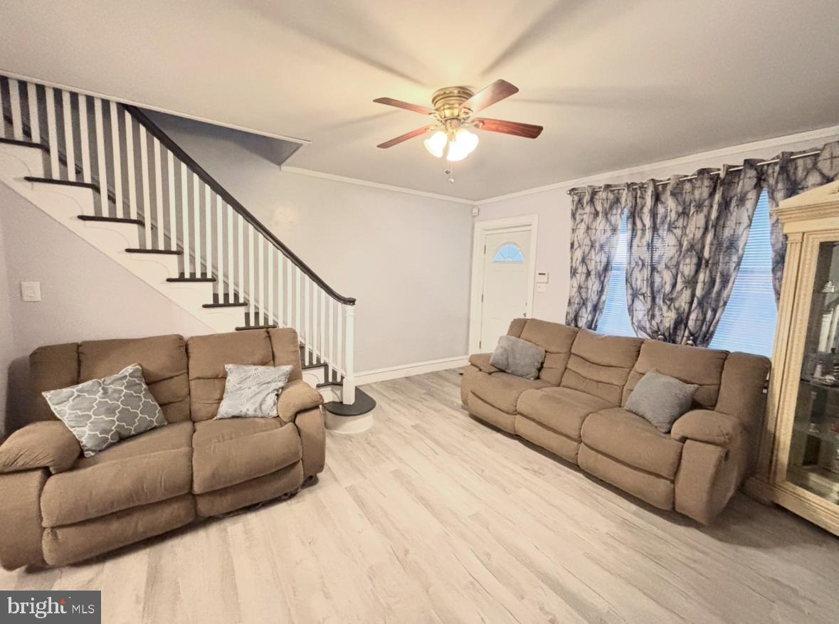 137 W SPENCER AVENUE