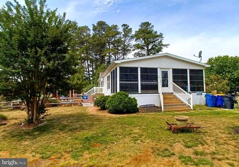 Mobile Home For Sale - 26580 Driftwood Drive<br/> MILLSBORO, DE 19966