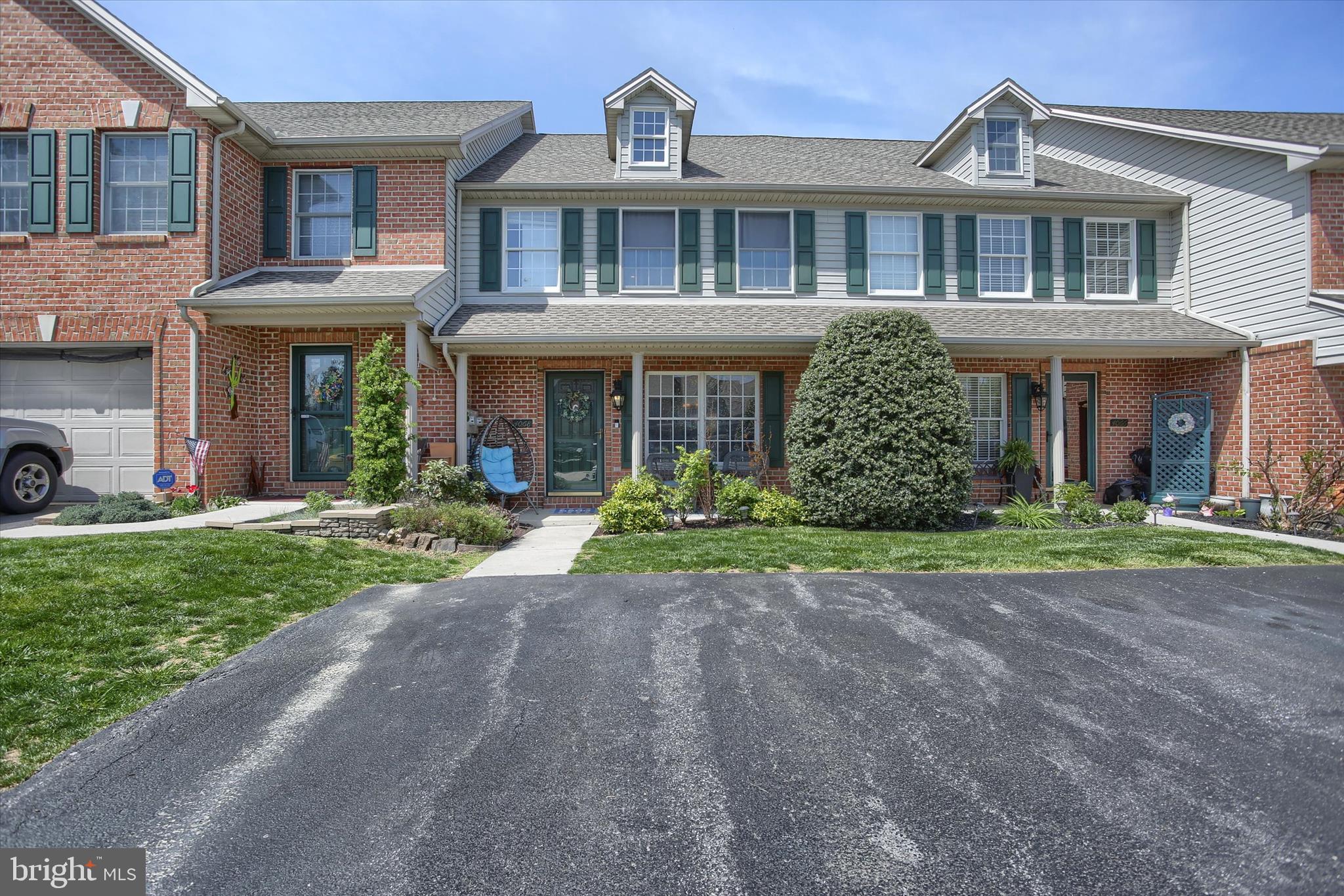 WHELAN CROSSING - Residential