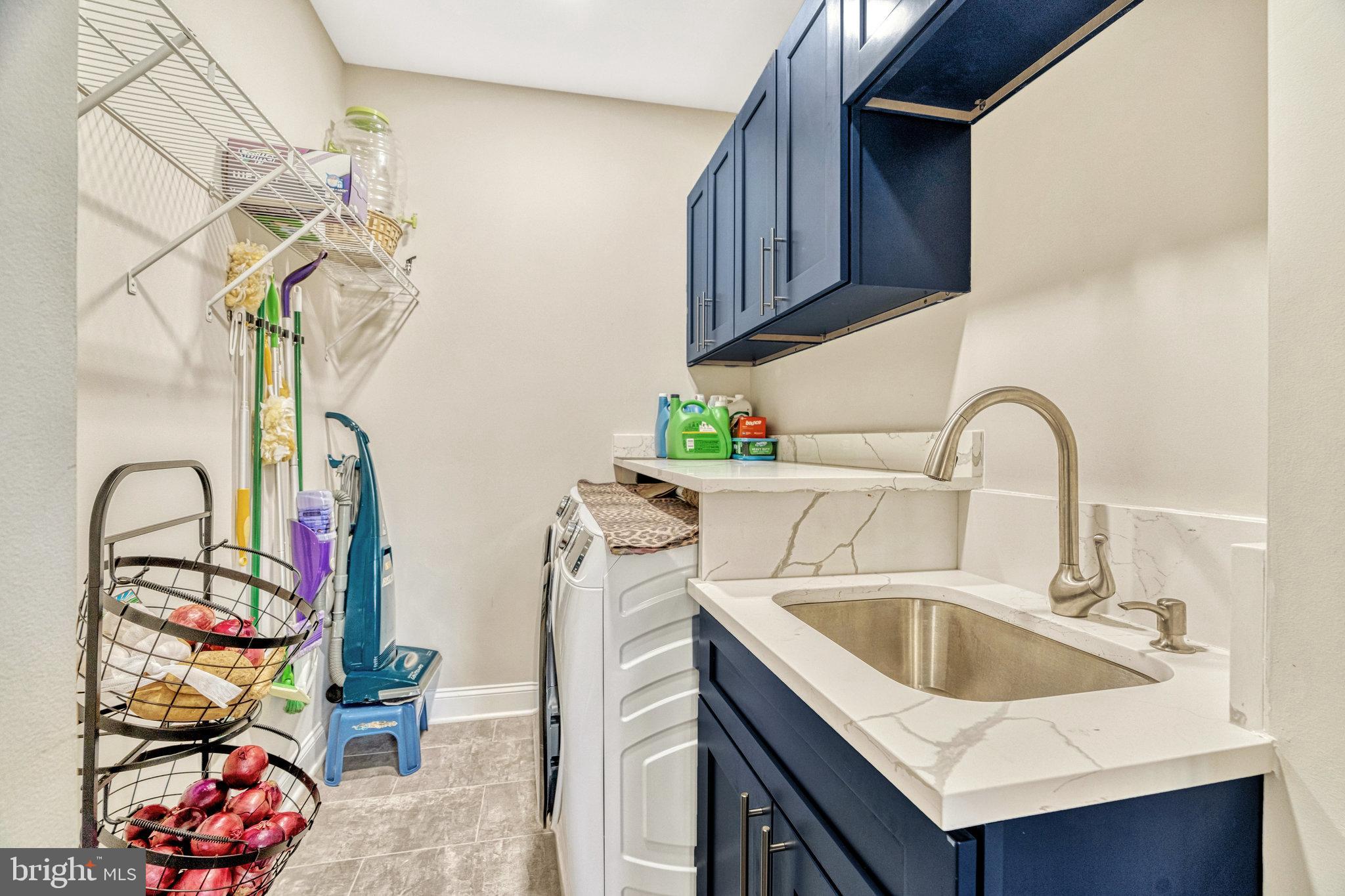 DOMINION VALLEY COUNTRY CLUB - Residential