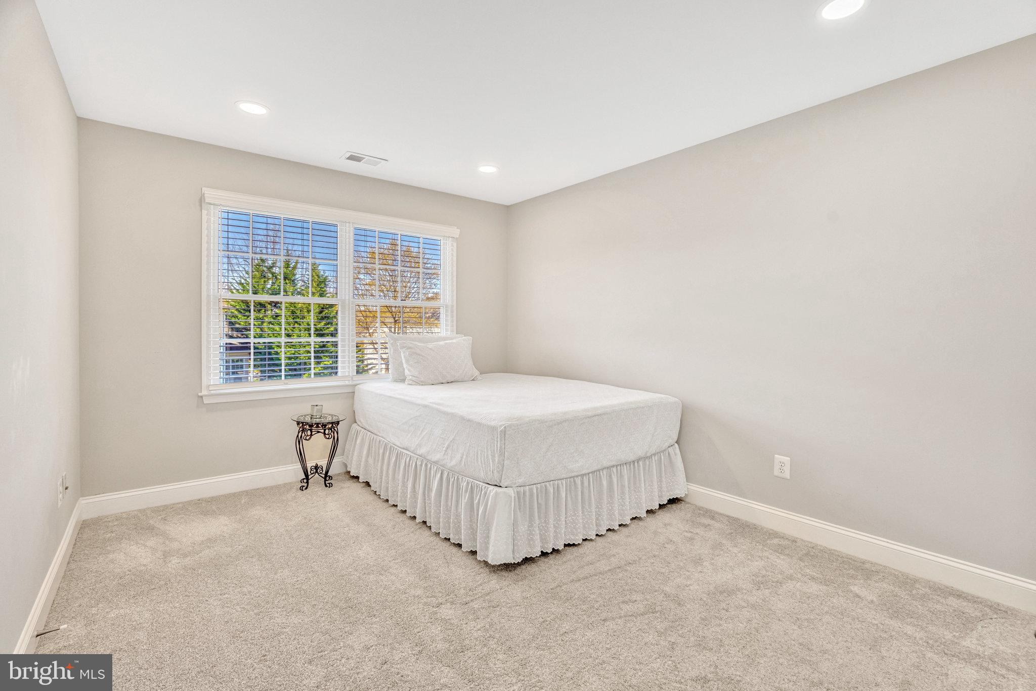 DOMINION VALLEY COUNTRY CLUB - Residential