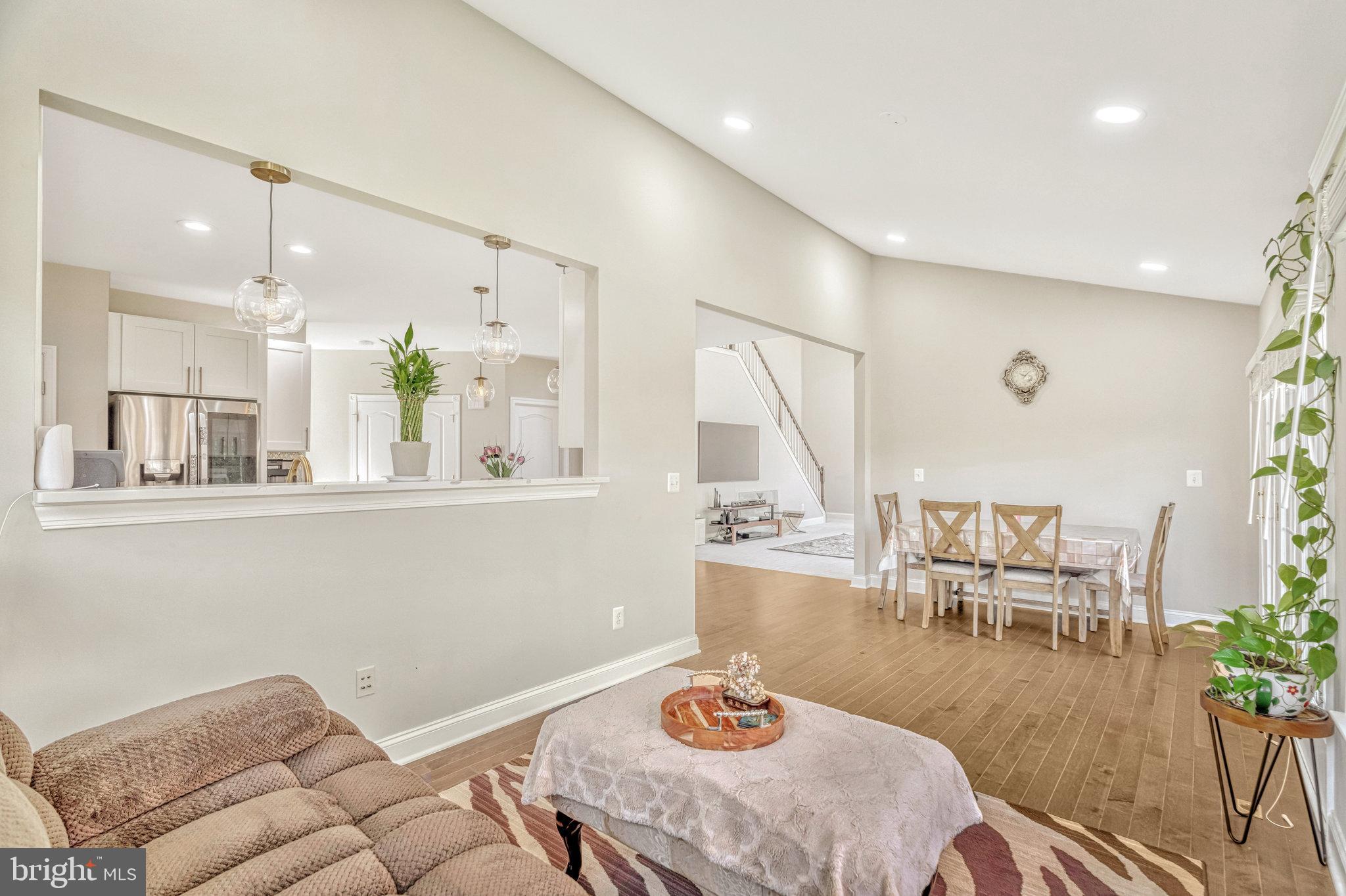 DOMINION VALLEY COUNTRY CLUB - Residential