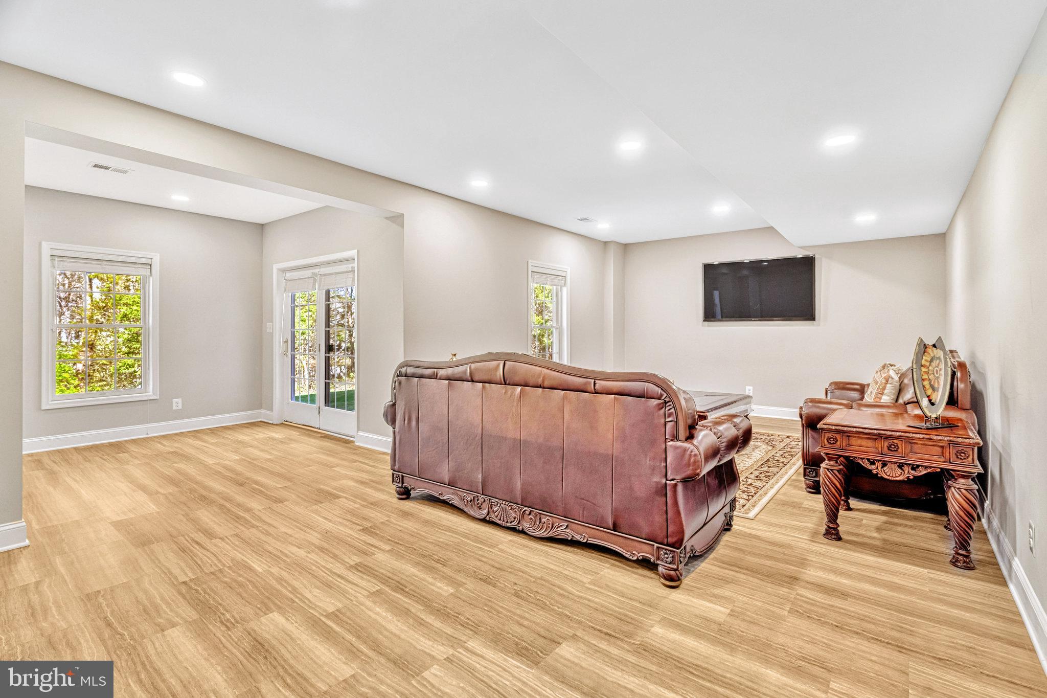 DOMINION VALLEY COUNTRY CLUB - Residential