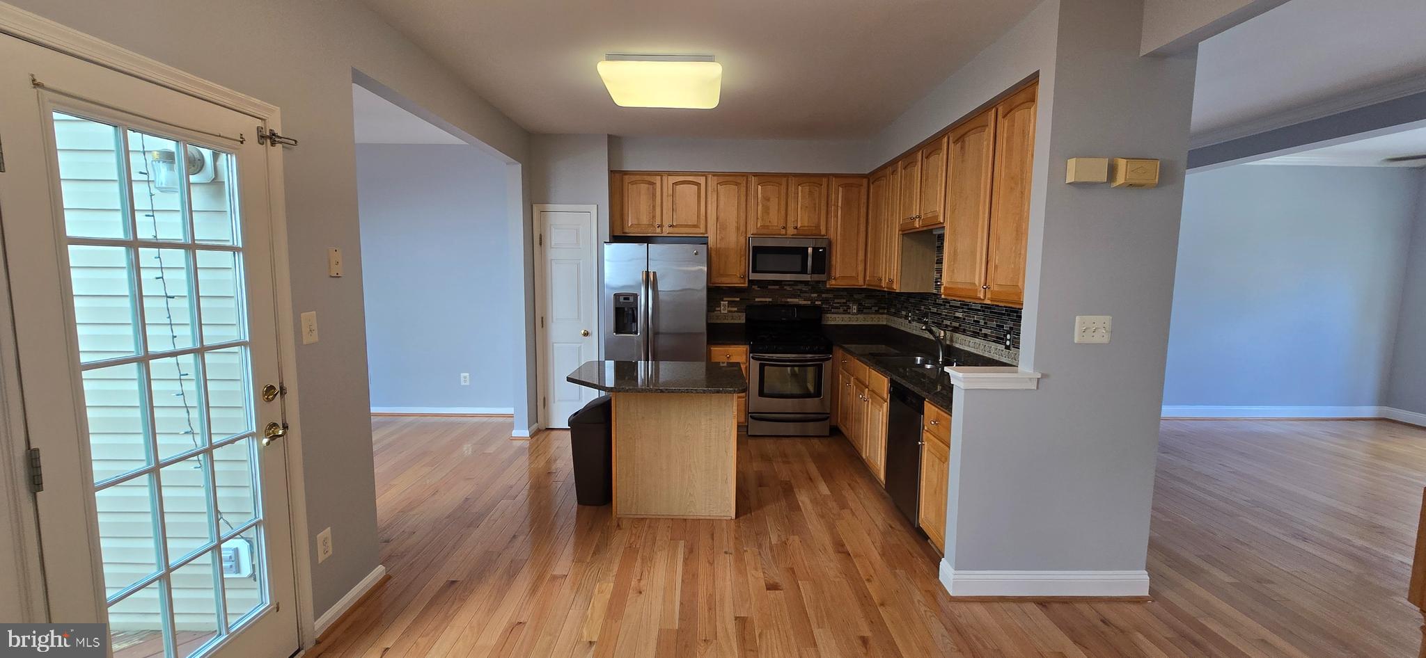 LOWES ISLAND - Residential Lease