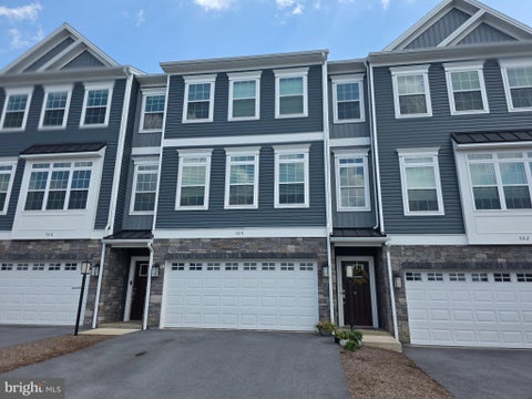 Townhouse For Rent - 504 Brandywine Drive<br/> STATE COLLEGE, PA 16801