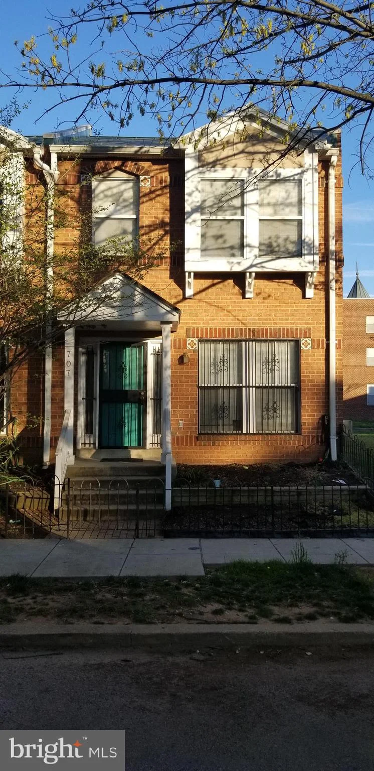 707 Barnes Street NE, Washington, DC 20019