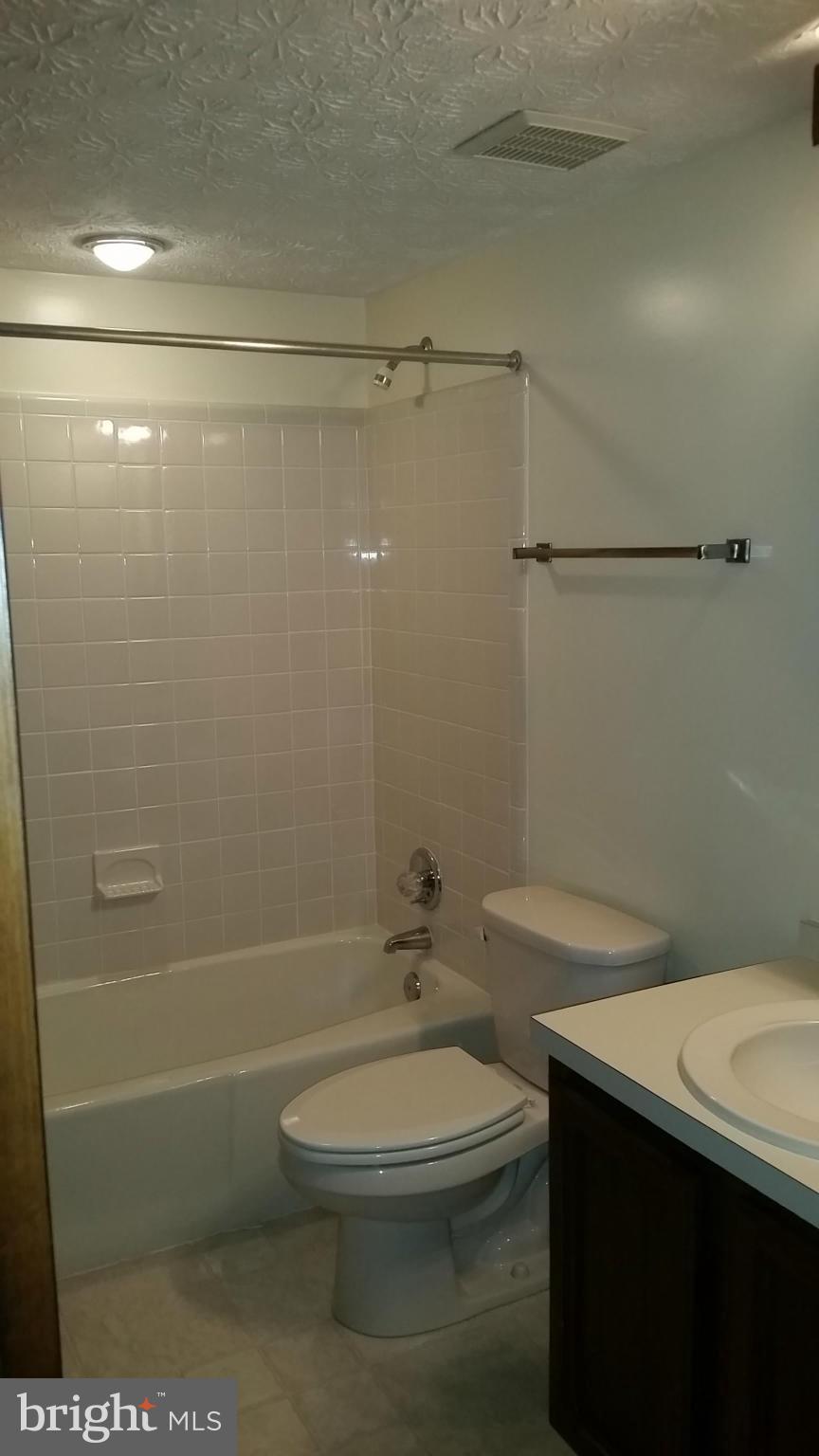 ORCHID PARK OF WILDEWOOD - Residential Lease