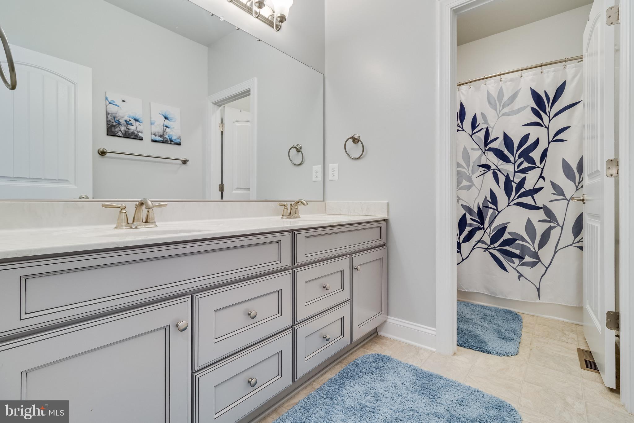 KNOTTING HILL - Residential