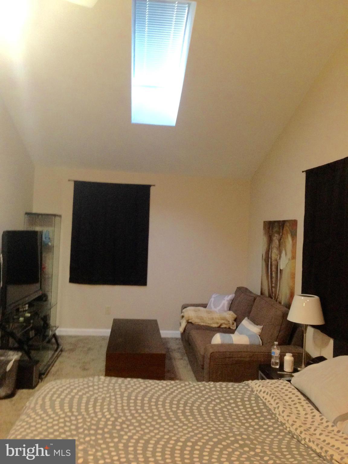 ROLLING VALLEY - Residential