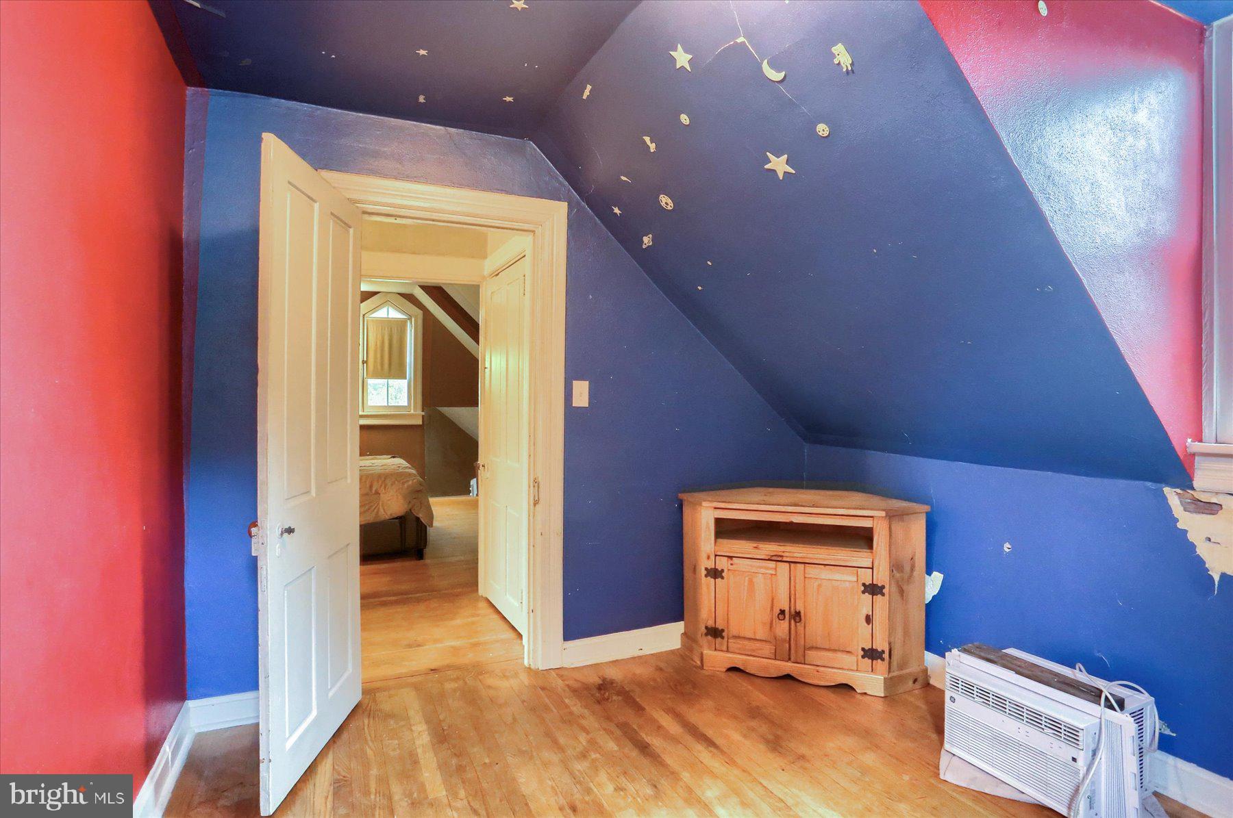 SUMMERDALE - Residential