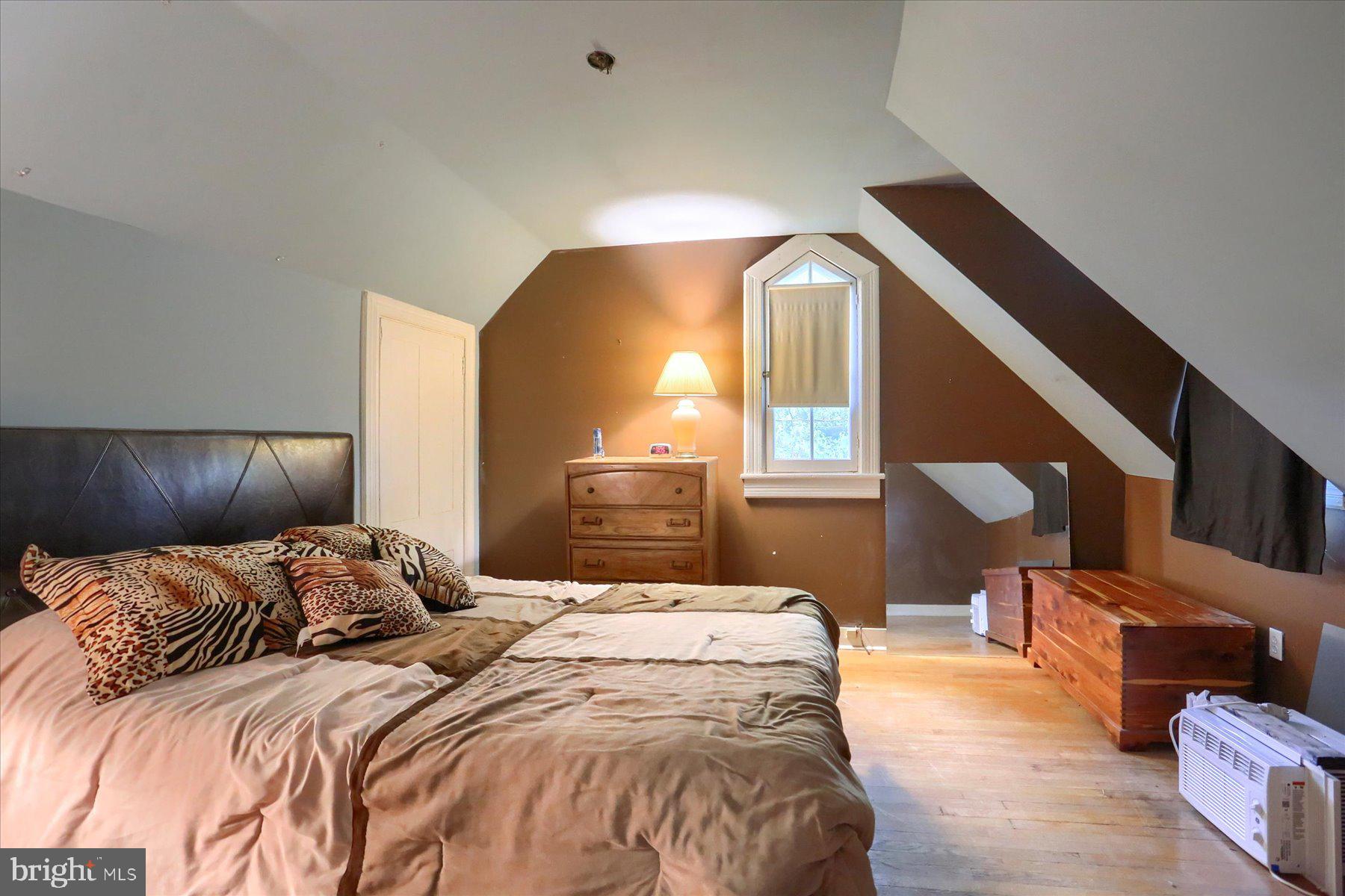 SUMMERDALE - Residential