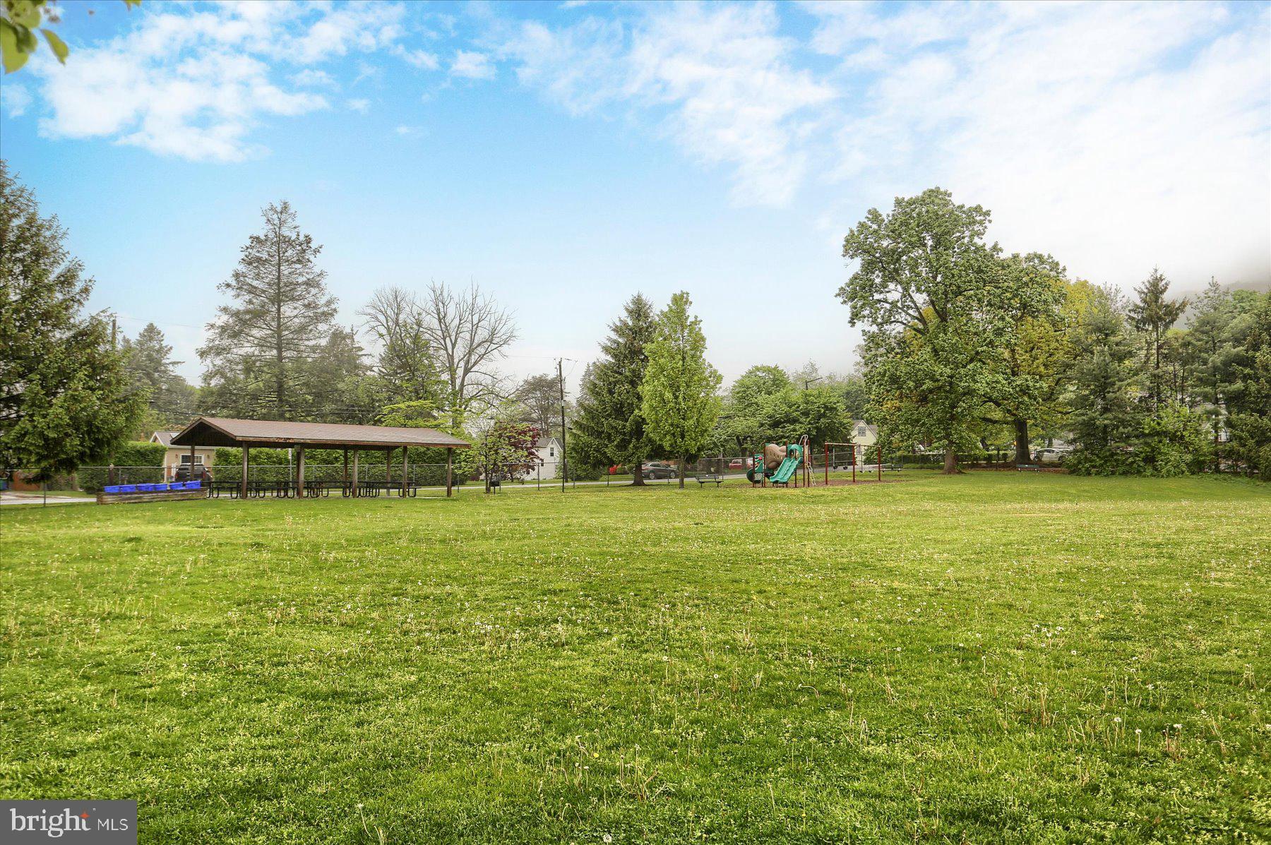 SUMMERDALE - Residential