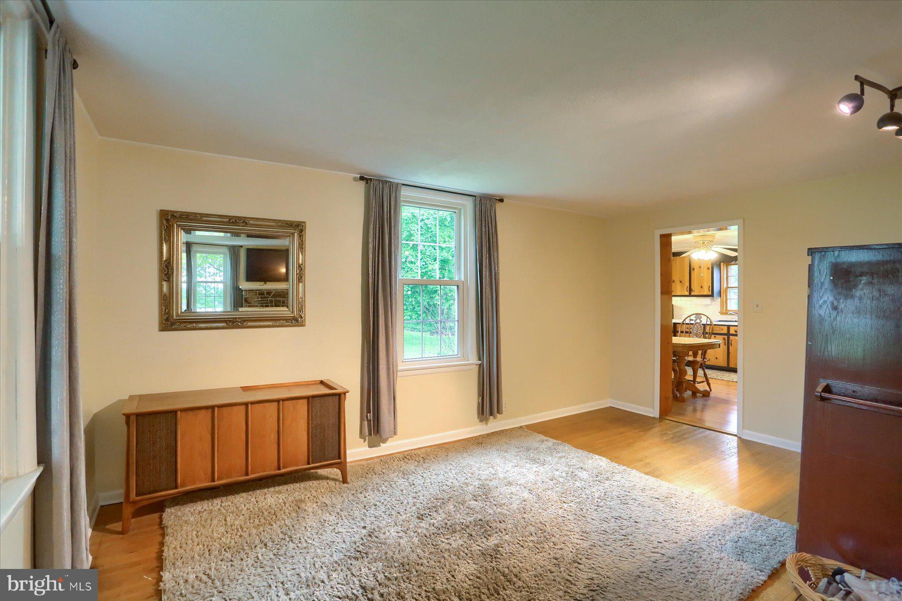 SUMMERDALE - Residential