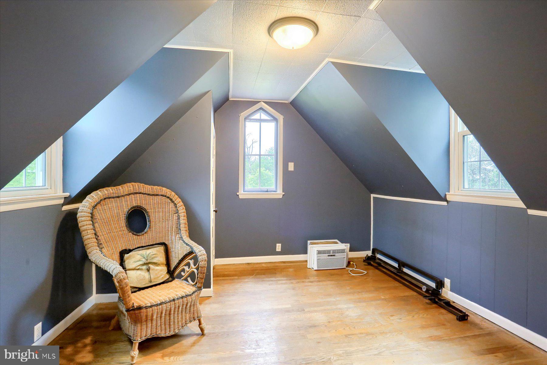 SUMMERDALE - Residential