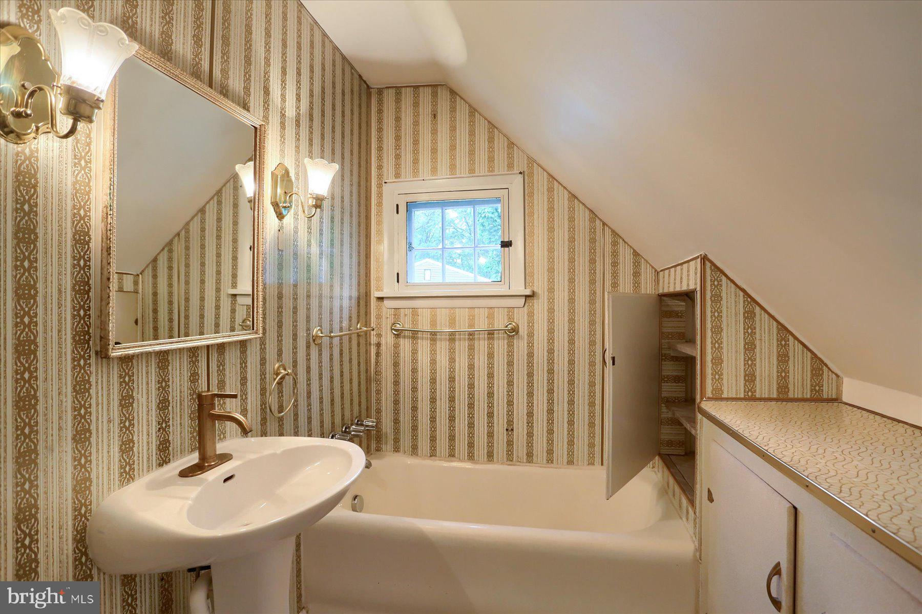 SUMMERDALE - Residential