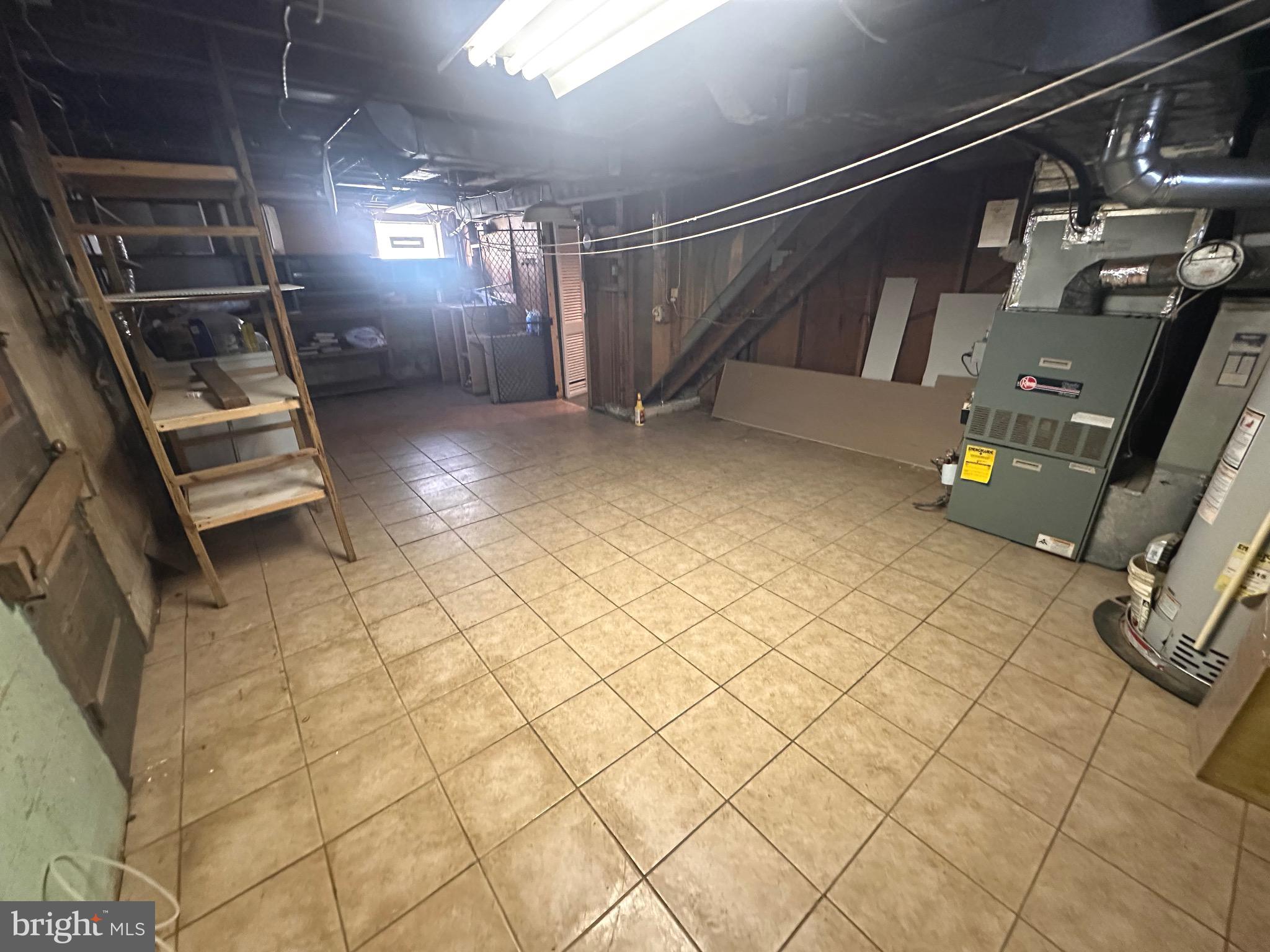 WEST ARLINGTON - Residential