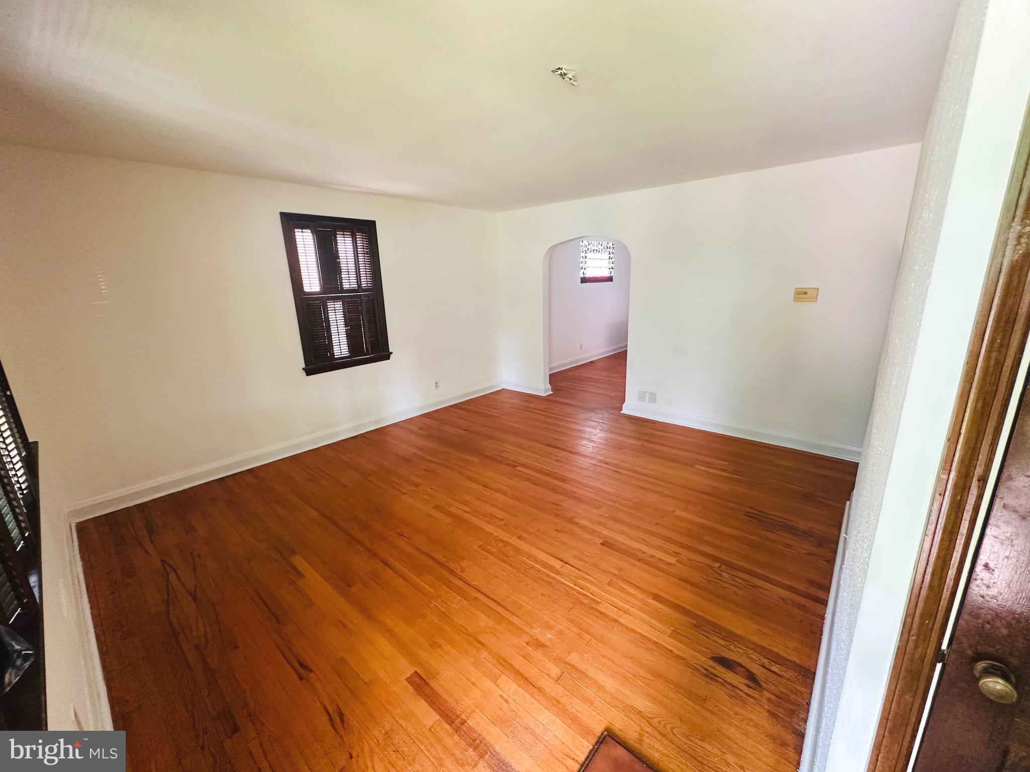 WEST ARLINGTON - Residential