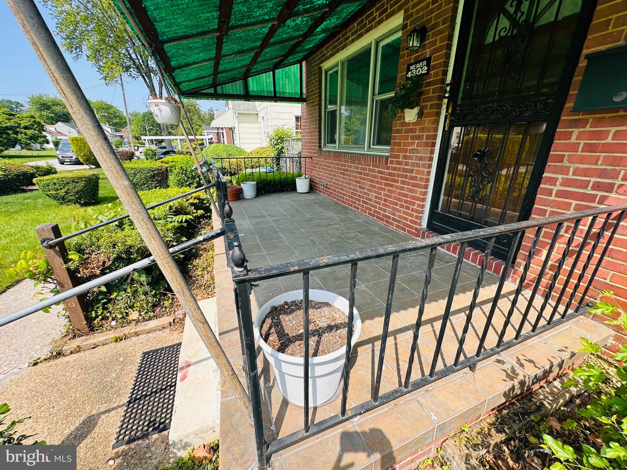 WEST ARLINGTON - Residential