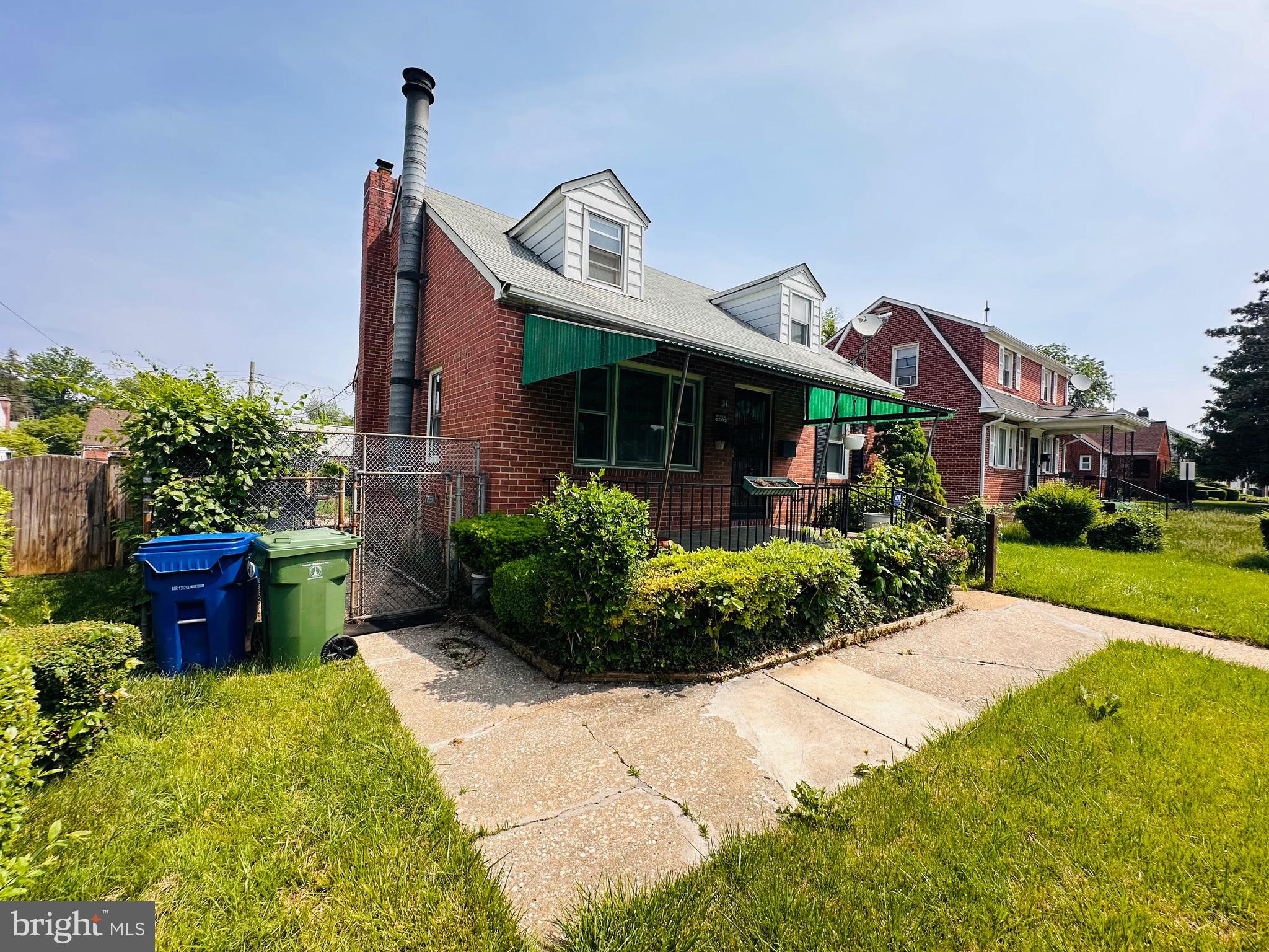 WEST ARLINGTON - Residential