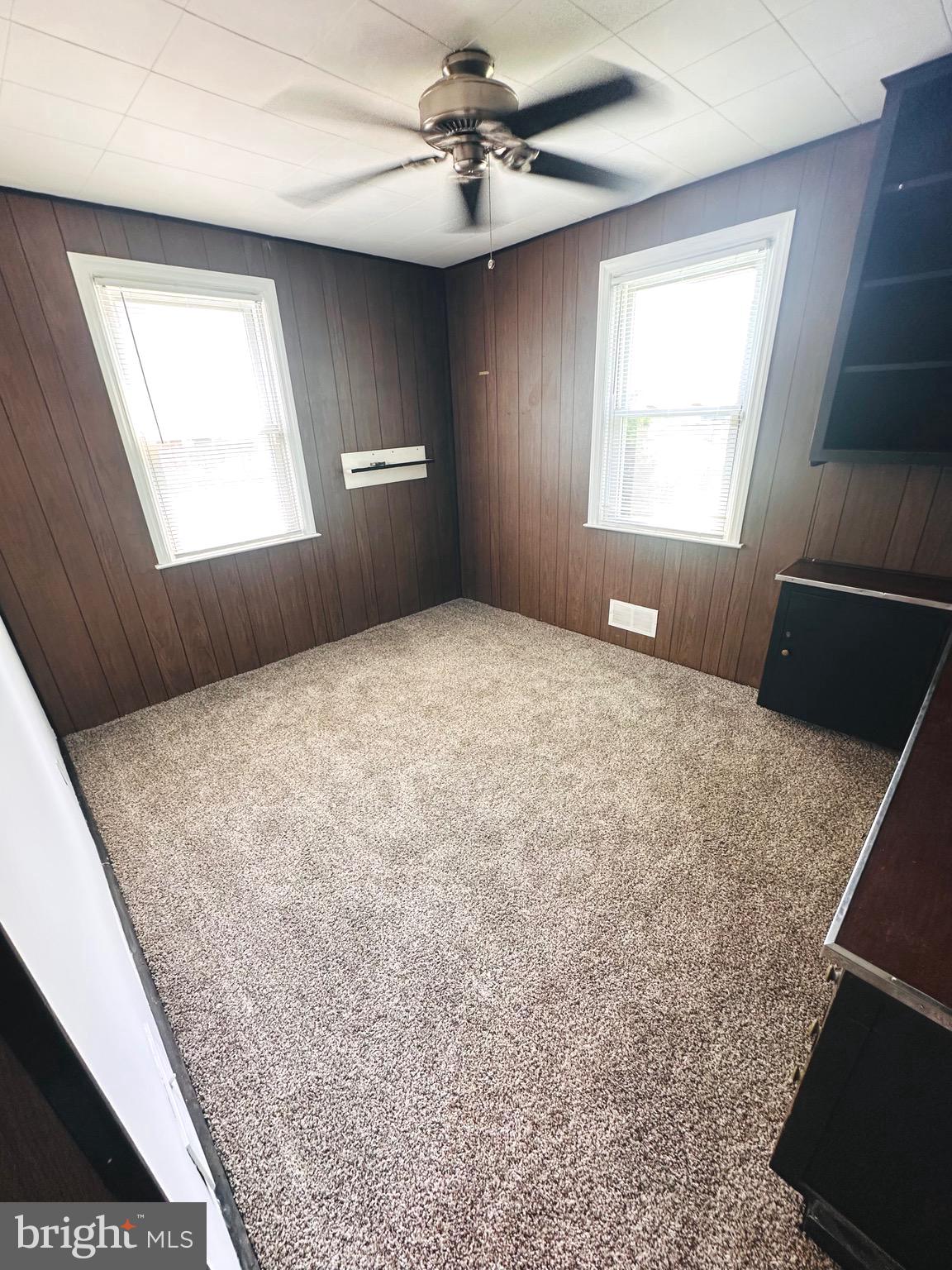 WEST ARLINGTON - Residential