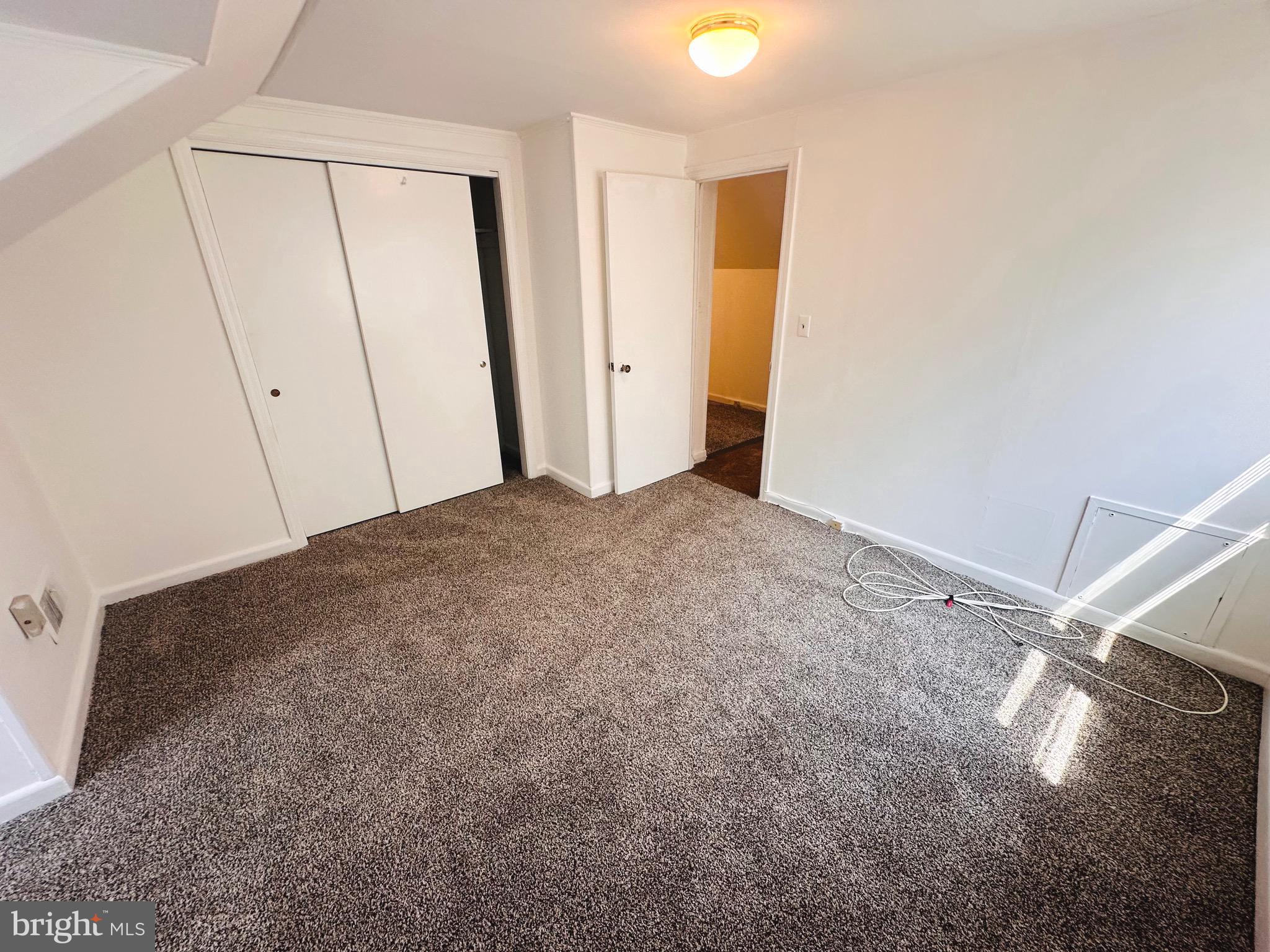 WEST ARLINGTON - Residential