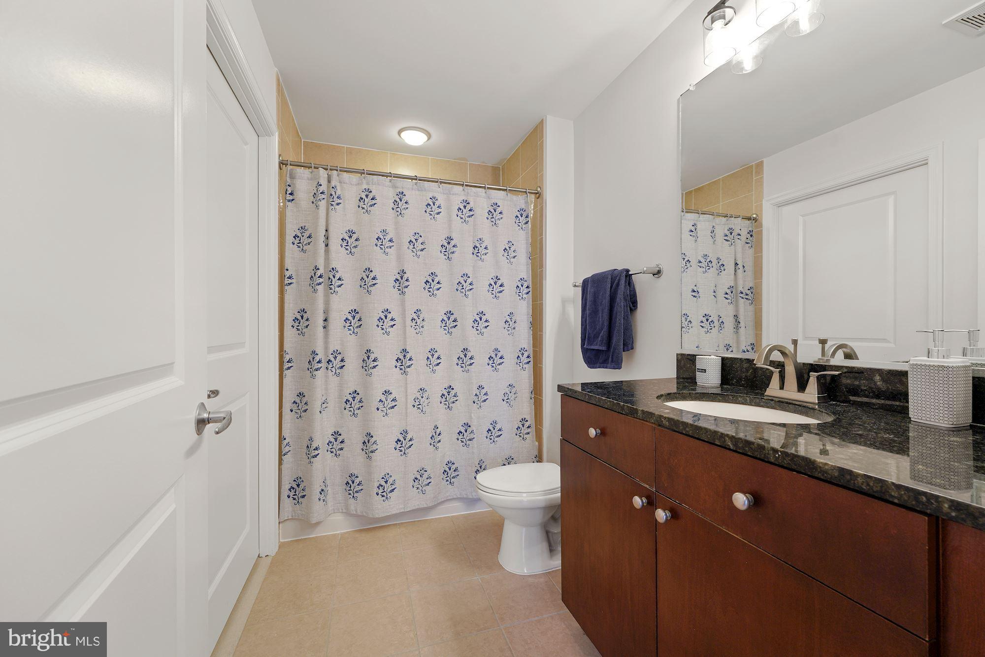 ONE NATIONAL HARBOR CONDOMINIUM - Residential