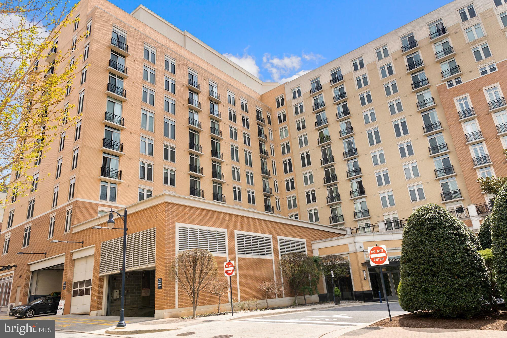 ONE NATIONAL HARBOR CONDOMINIUM - Residential