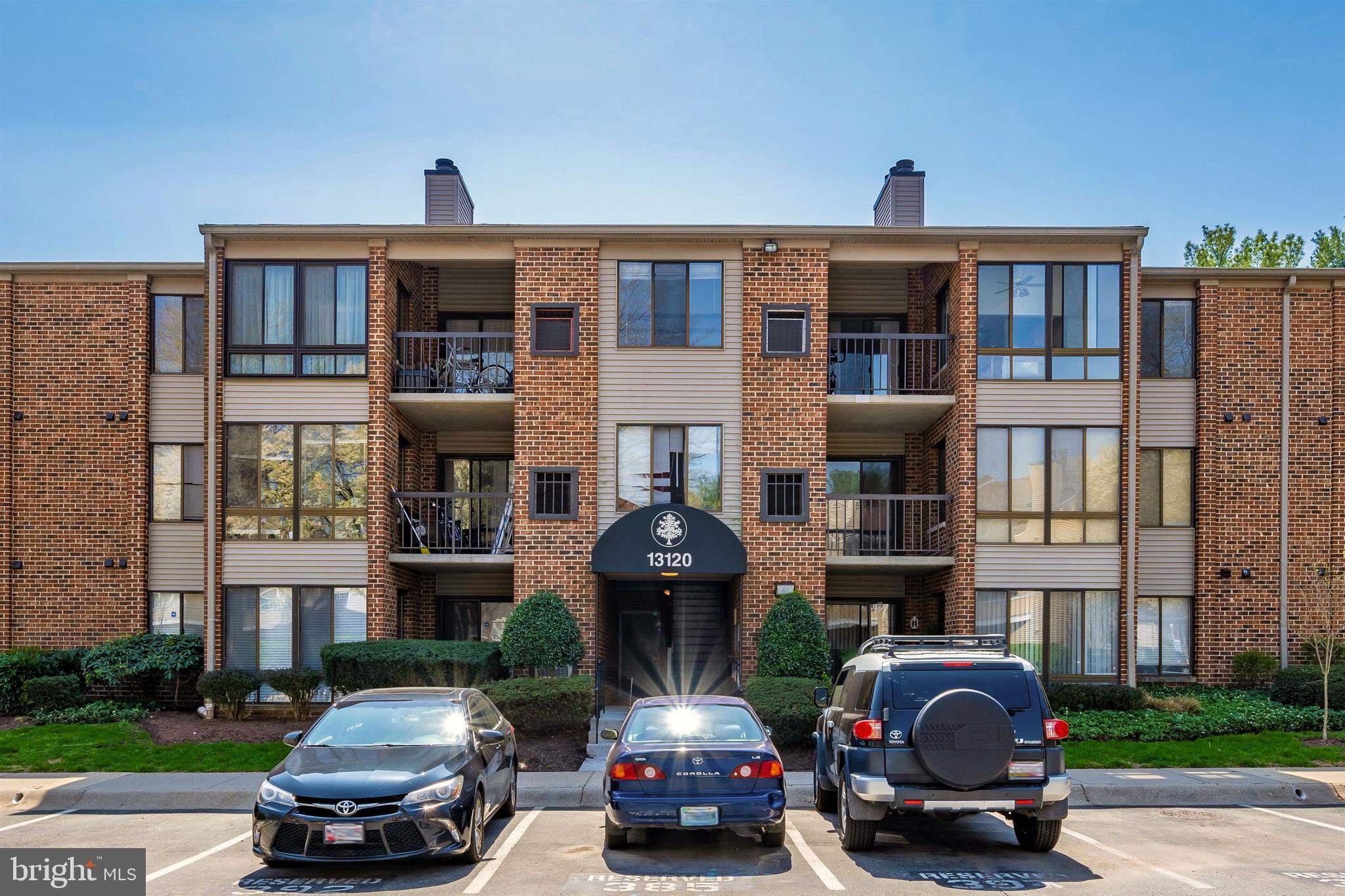 FARMINGDALE - Residential