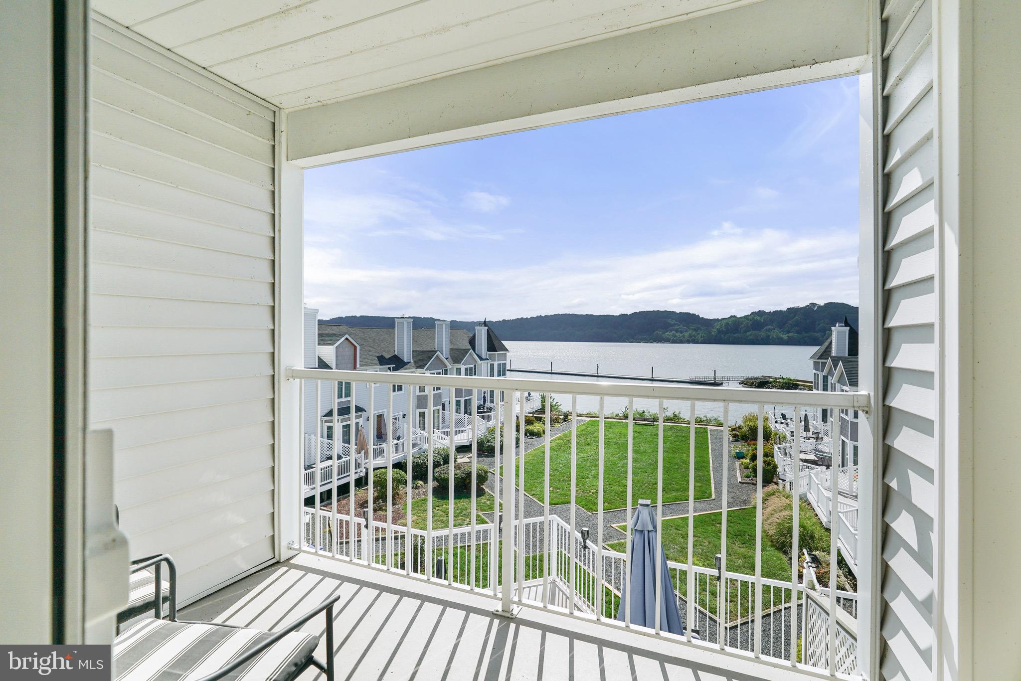 TOMES LANDING - Residential