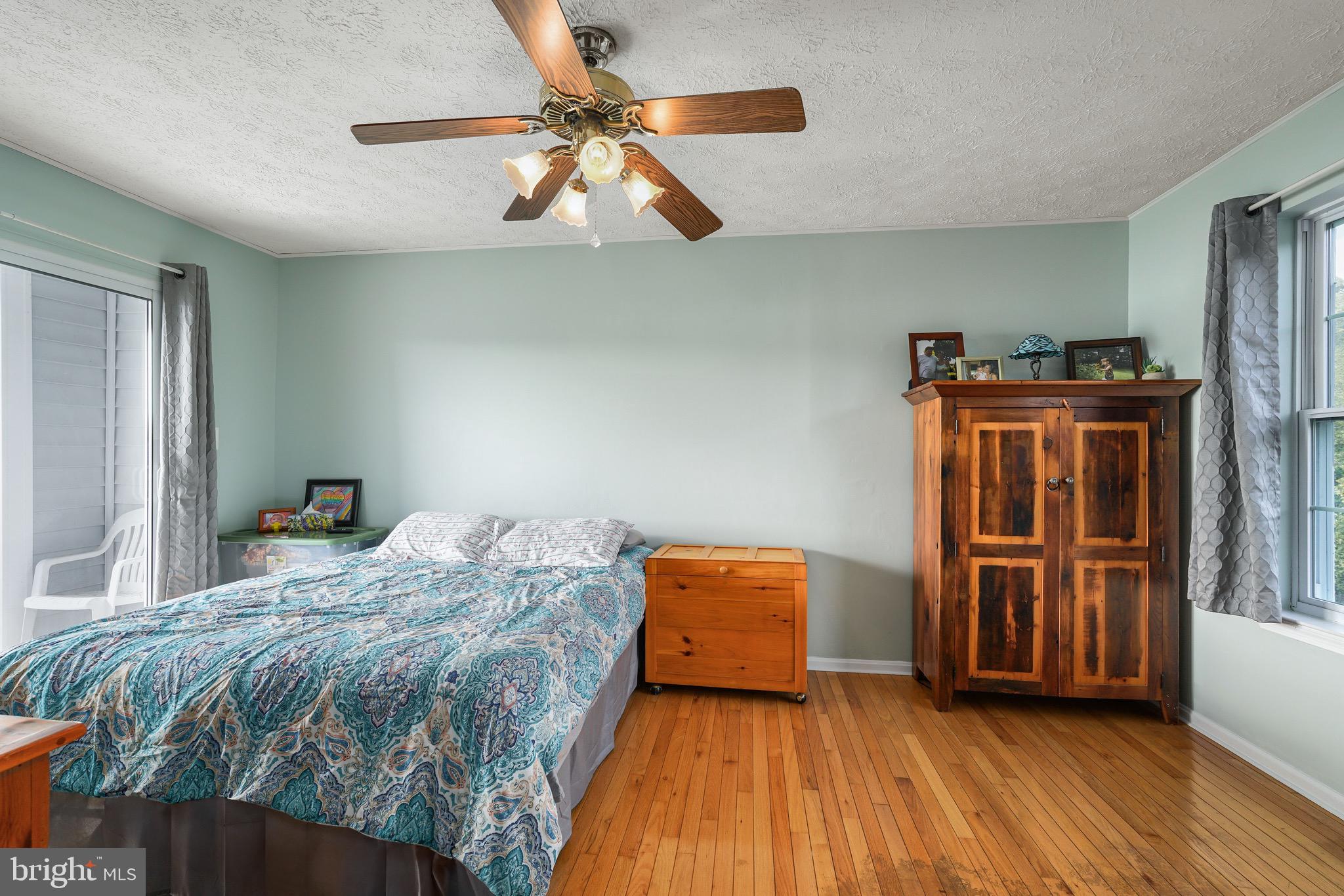 TOMES LANDING - Residential