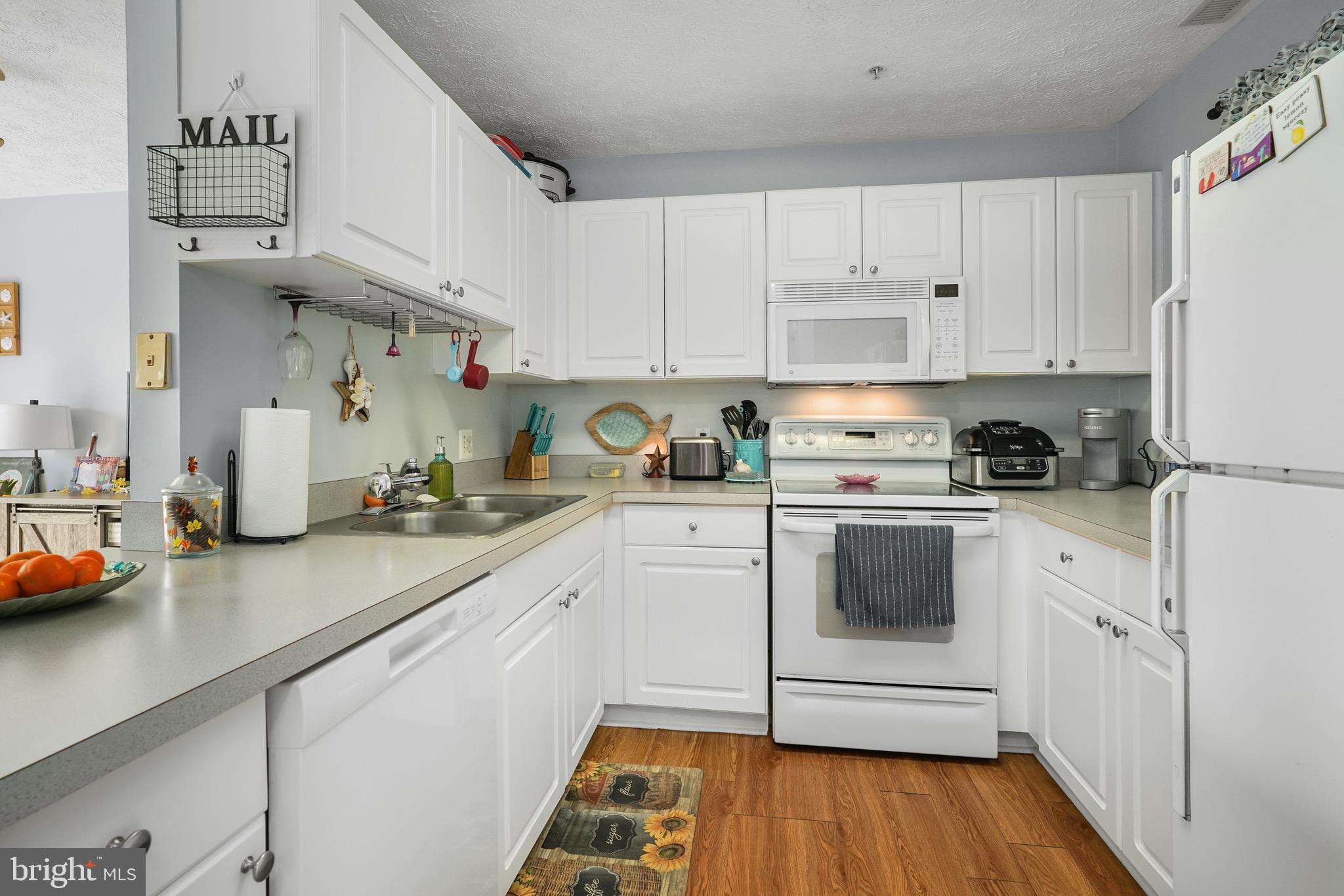 TOMES LANDING - Residential