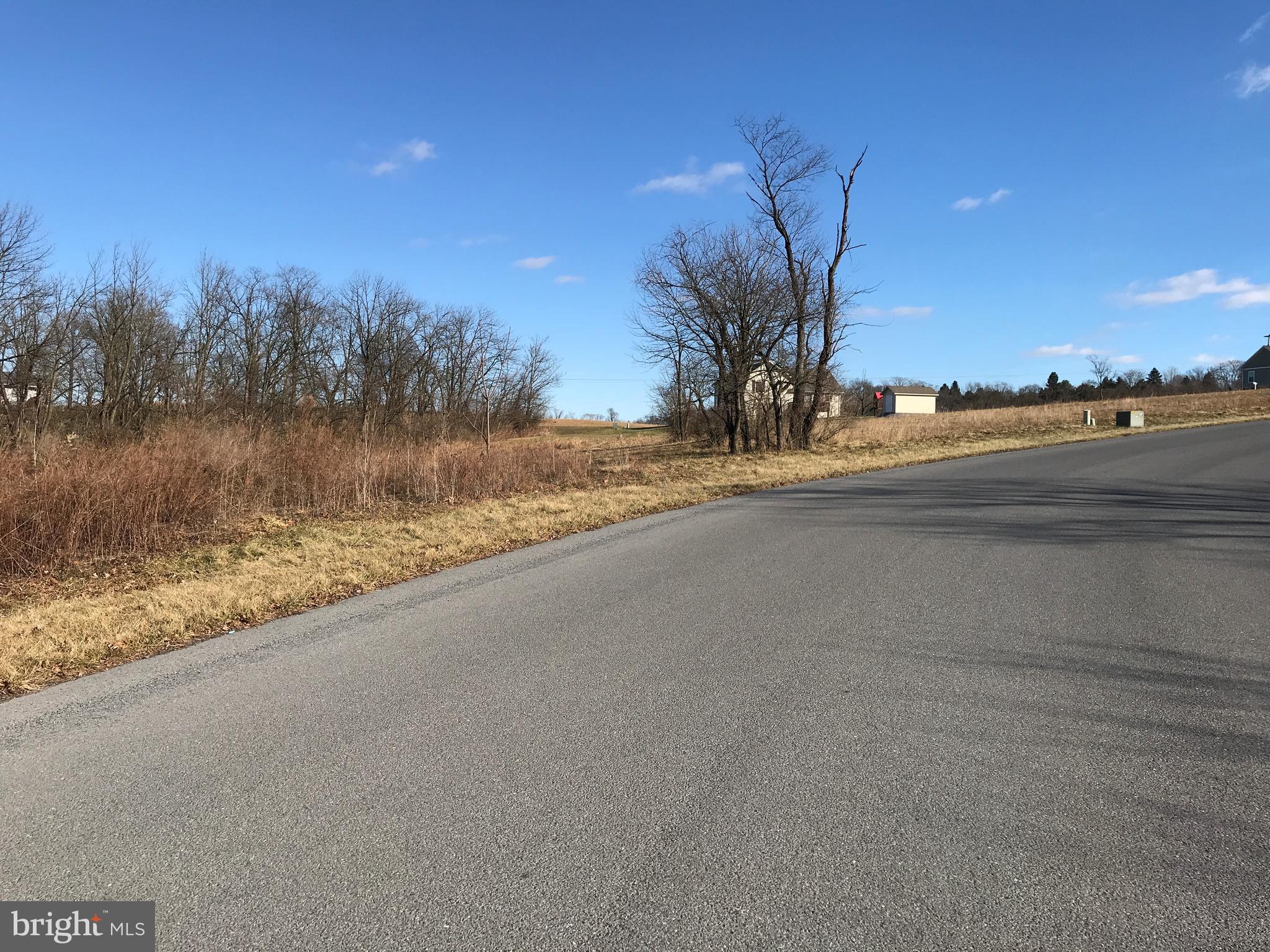 FOOTHILLS OF KENSINGTON - Land