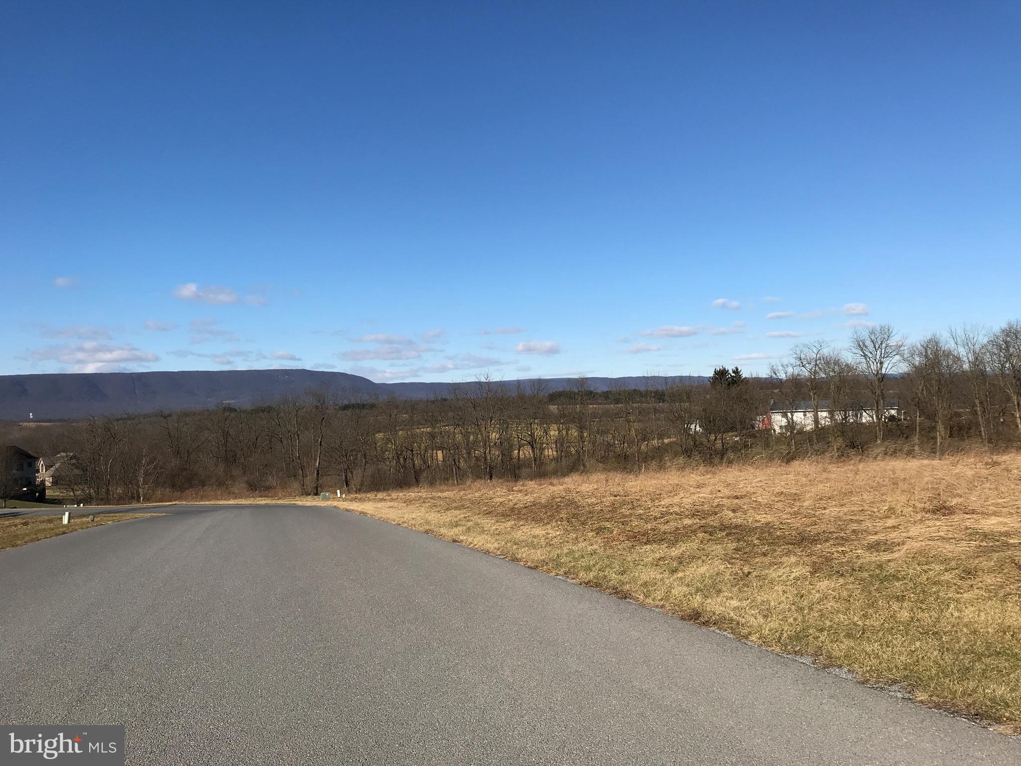 FOOTHILLS OF KENSINGTON - Land