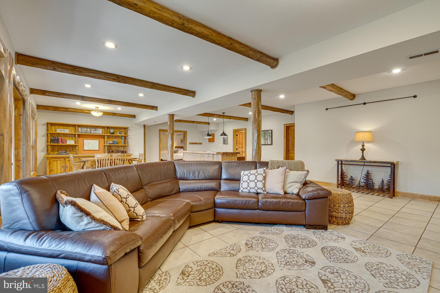 CALMES NECK ESTATES - Residential