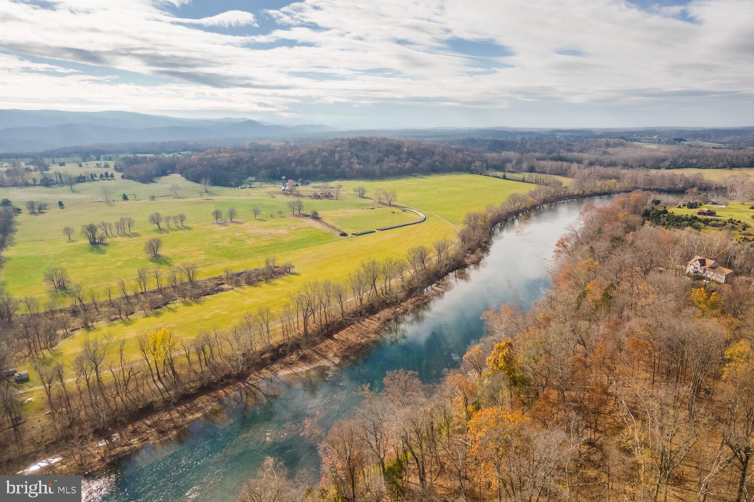 CALMES NECK ESTATES - Residential