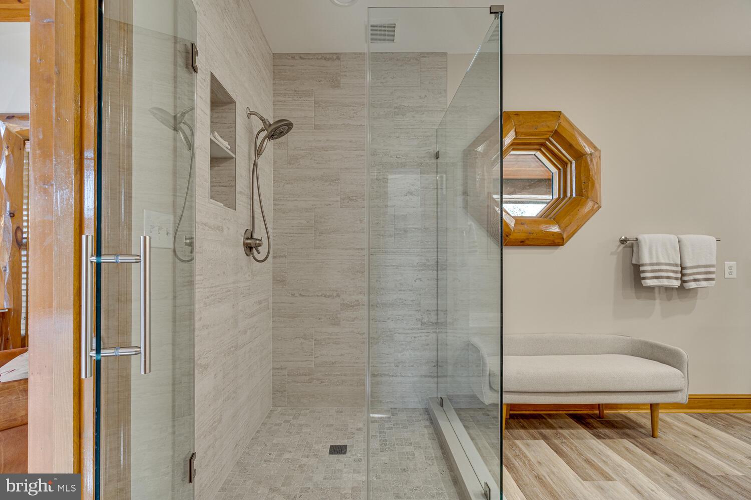 CALMES NECK ESTATES - Residential