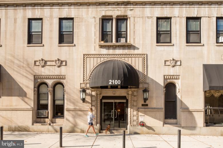 RITTENHOUSE SQUARE - Residential Lease