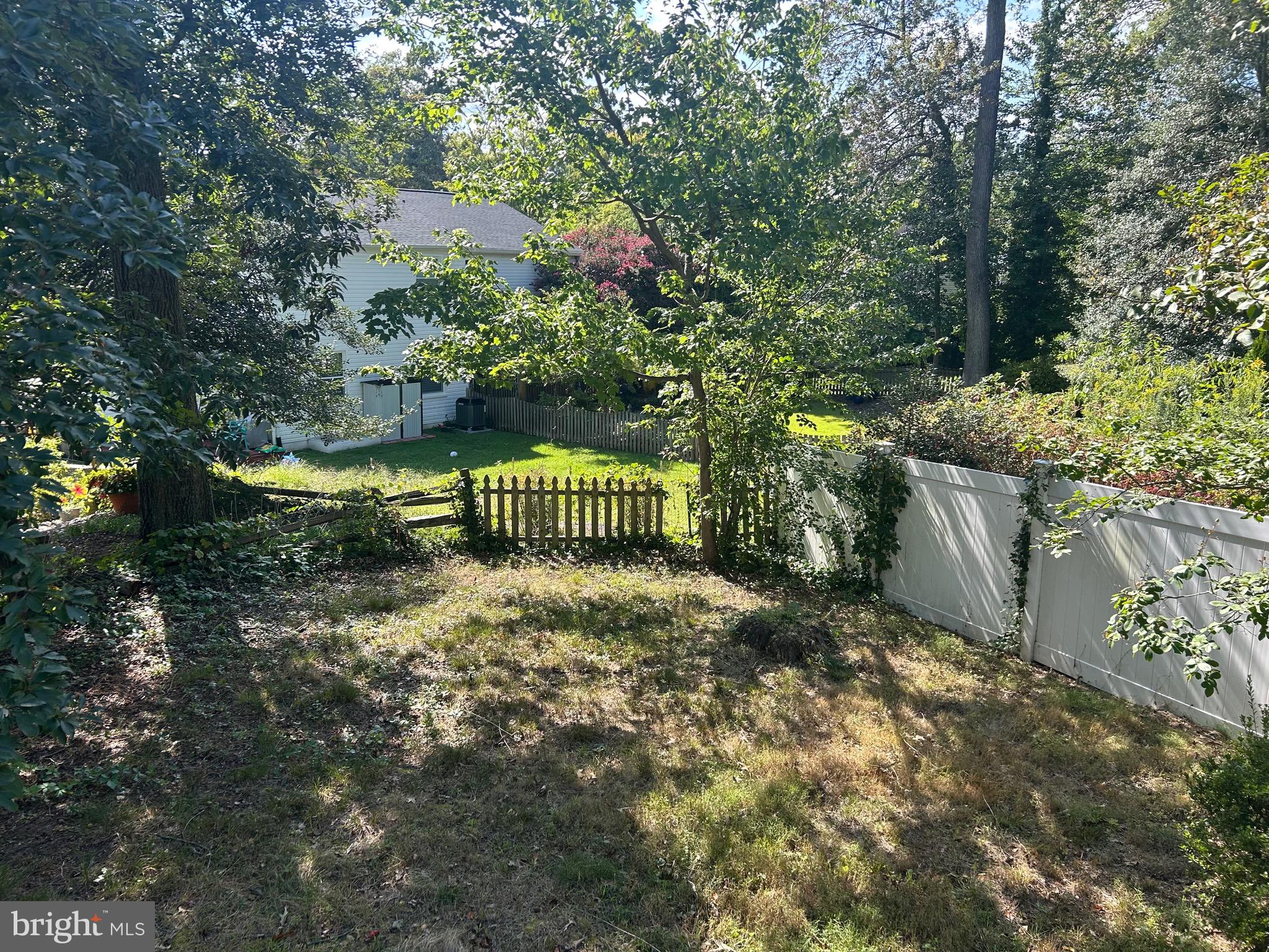 MCKINSEY WOODS - Residential Lease