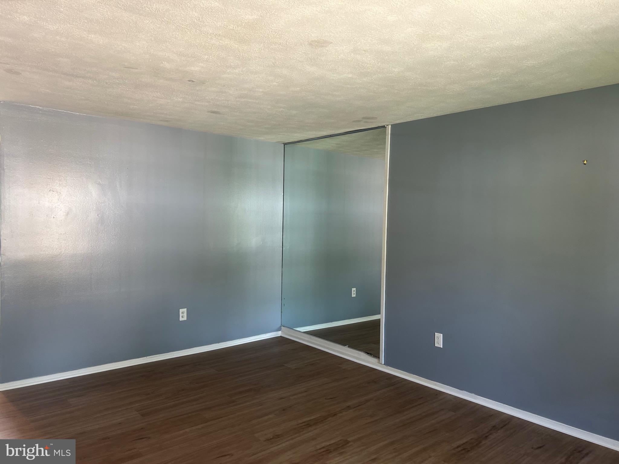 MCKINSEY WOODS - Residential Lease