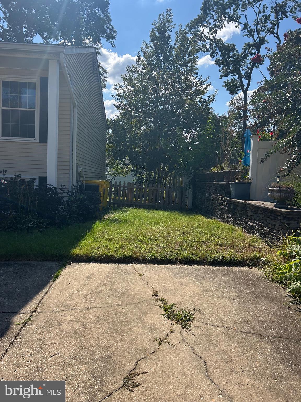 MCKINSEY WOODS - Residential Lease