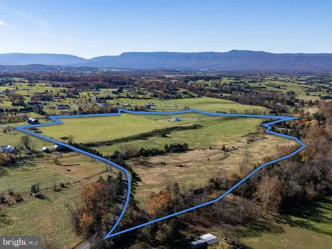 1246 Whispering Hill Road, Luray, VA MLS: VAPA2004484