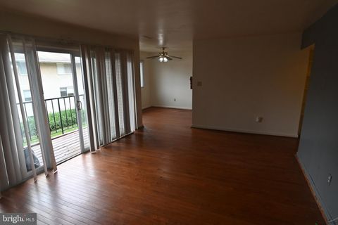 5428 85TH AVENUE 102 HYATTSVILLE MD 20784