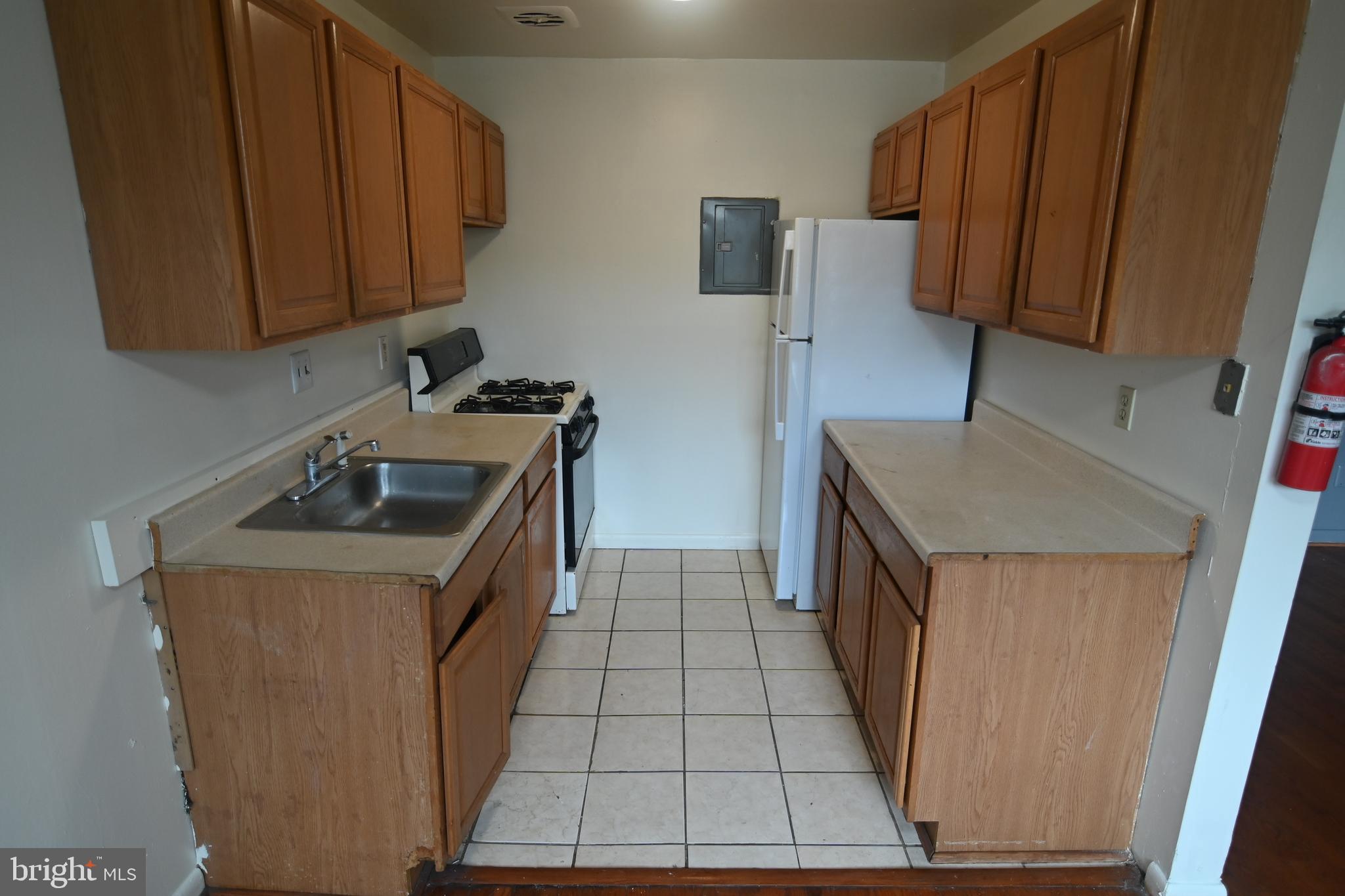 CARROLLAN GARDENS - Residential