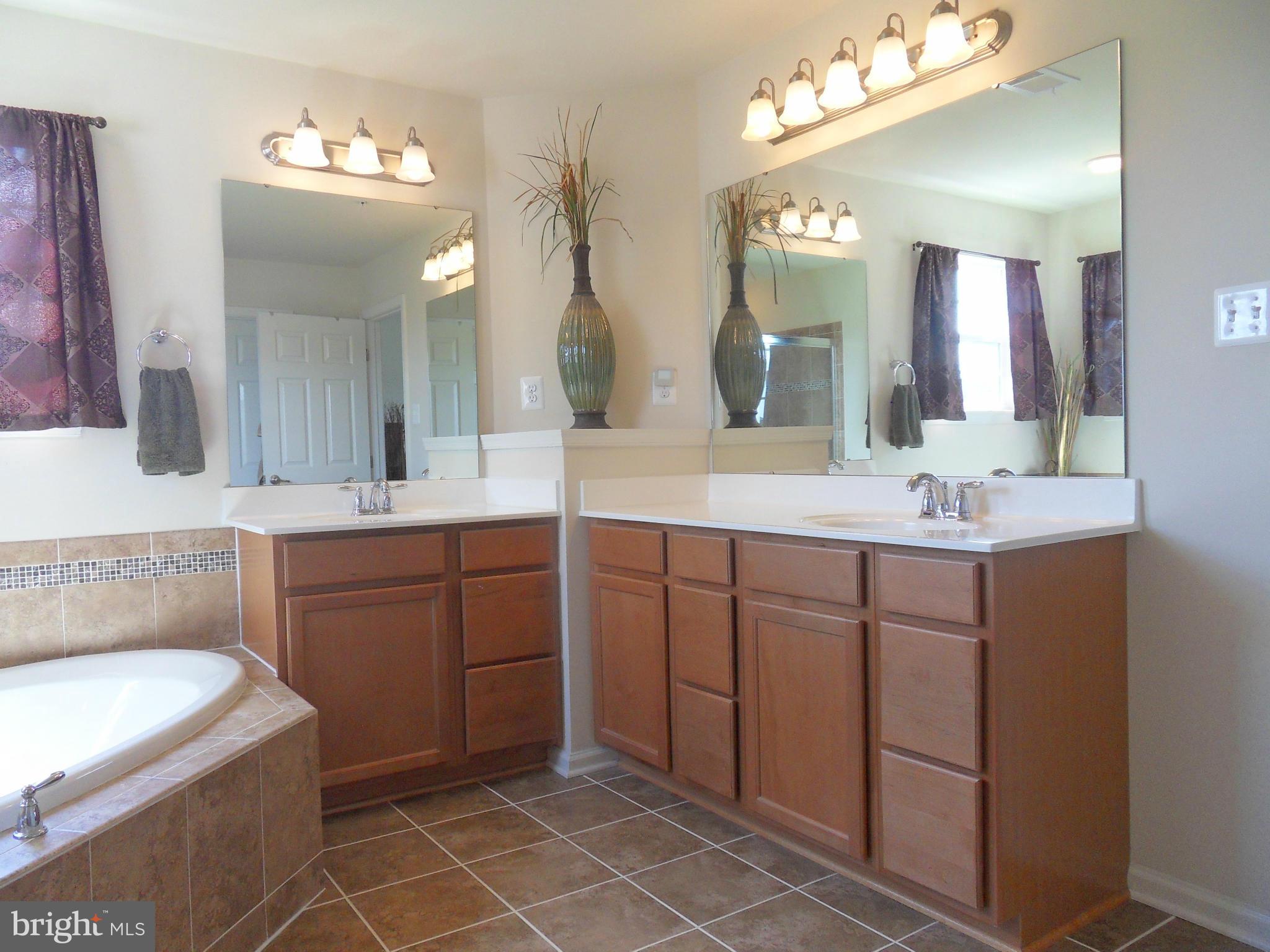 BRENTWOOD - Residential