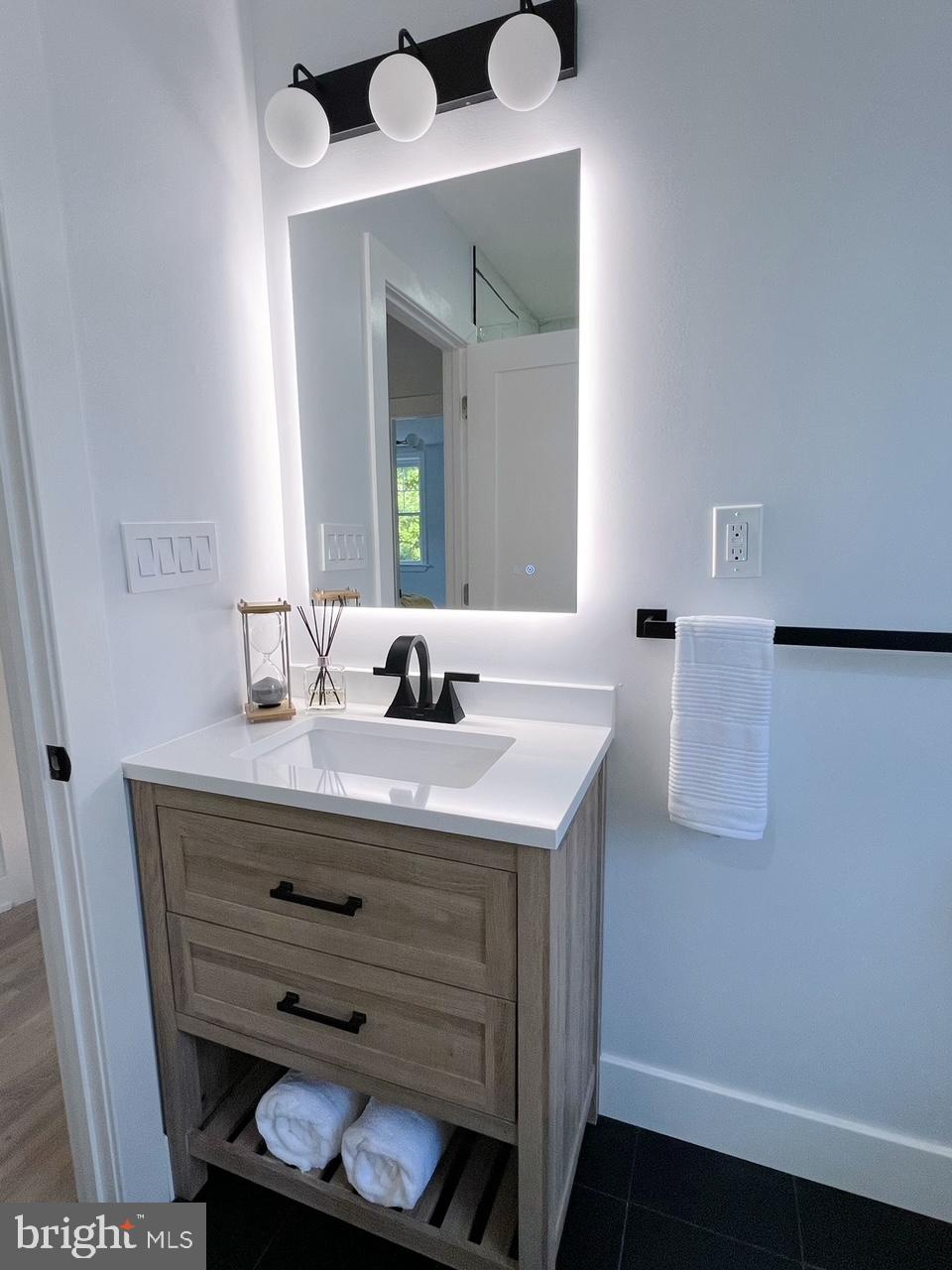 MERION STATION - Residential